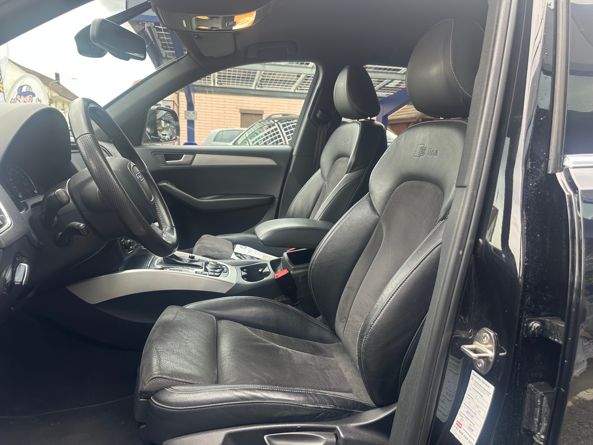 AUDI Q5 3.0 TDI quattro S-tronic * S-LINE *-image-11