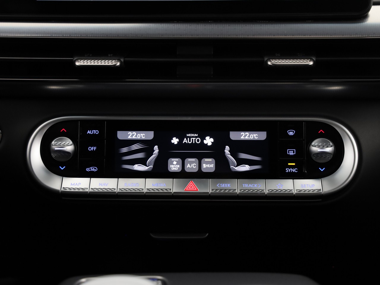 GENESIS GV60 77.4 kWh Sport AWD-image-20