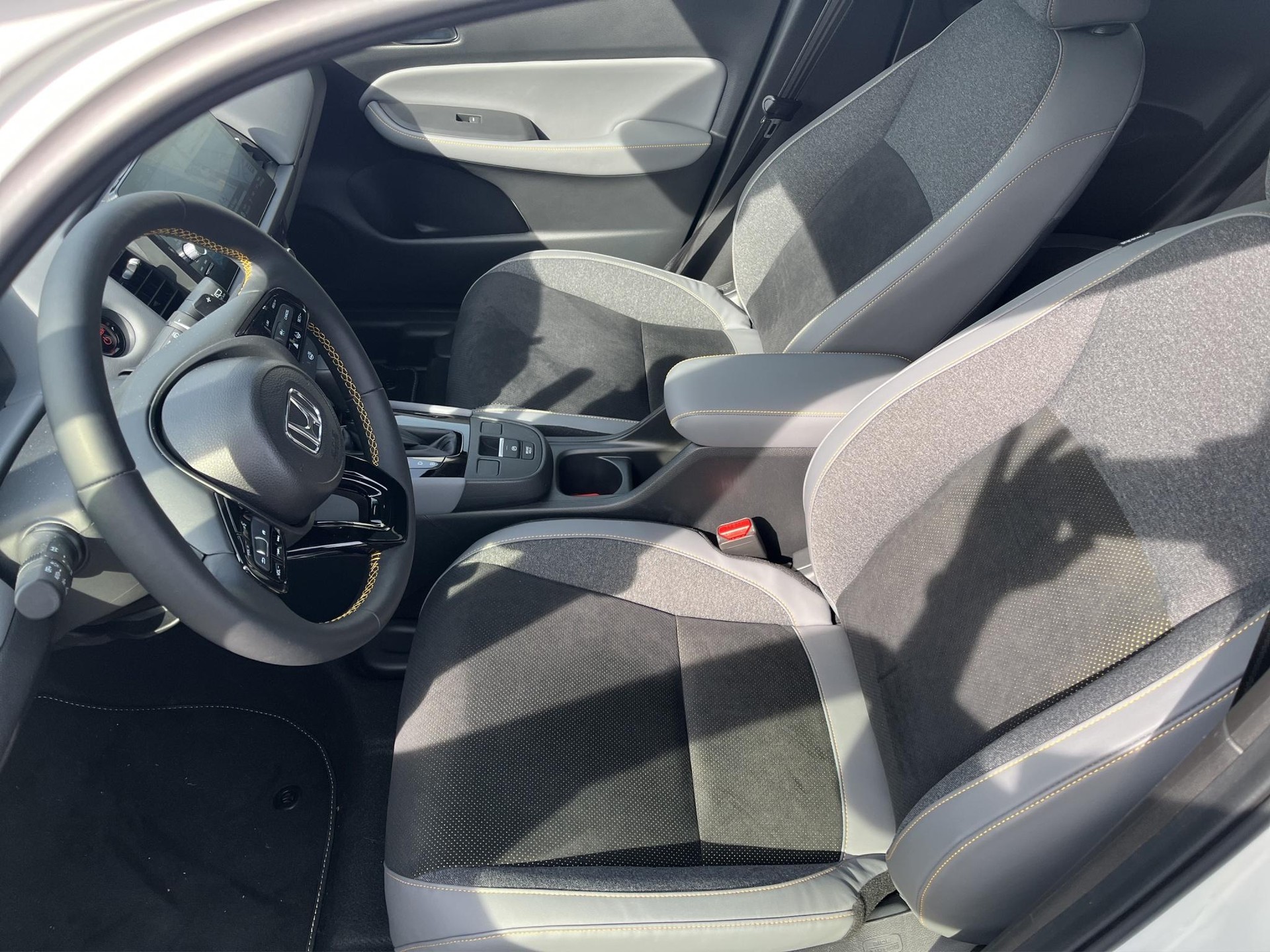 HONDA Jazz 1.5 i-MMD Advance Sport-image-7