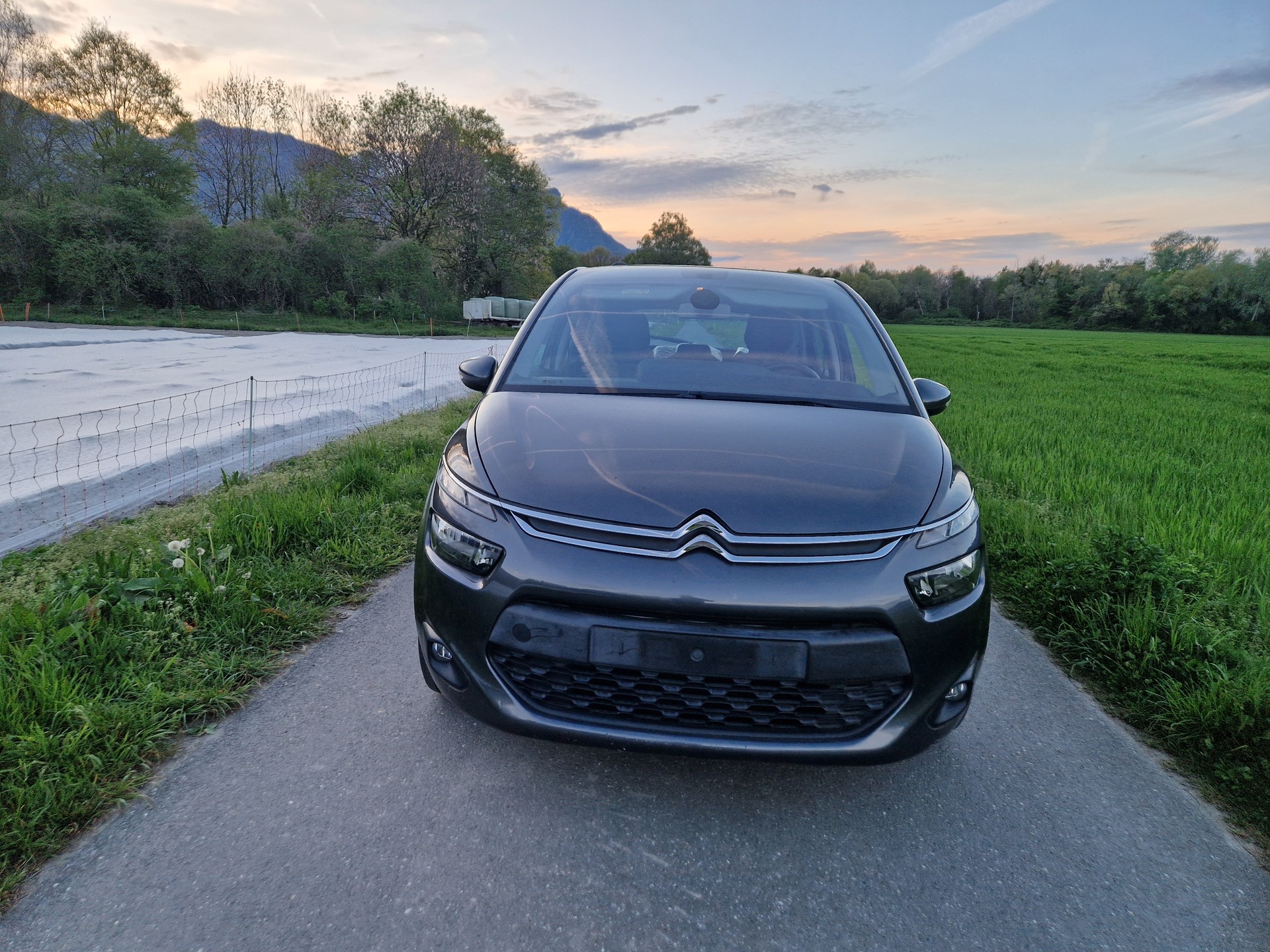 CITROEN C4 Picasso 1.6i 16V Séduction-image-1