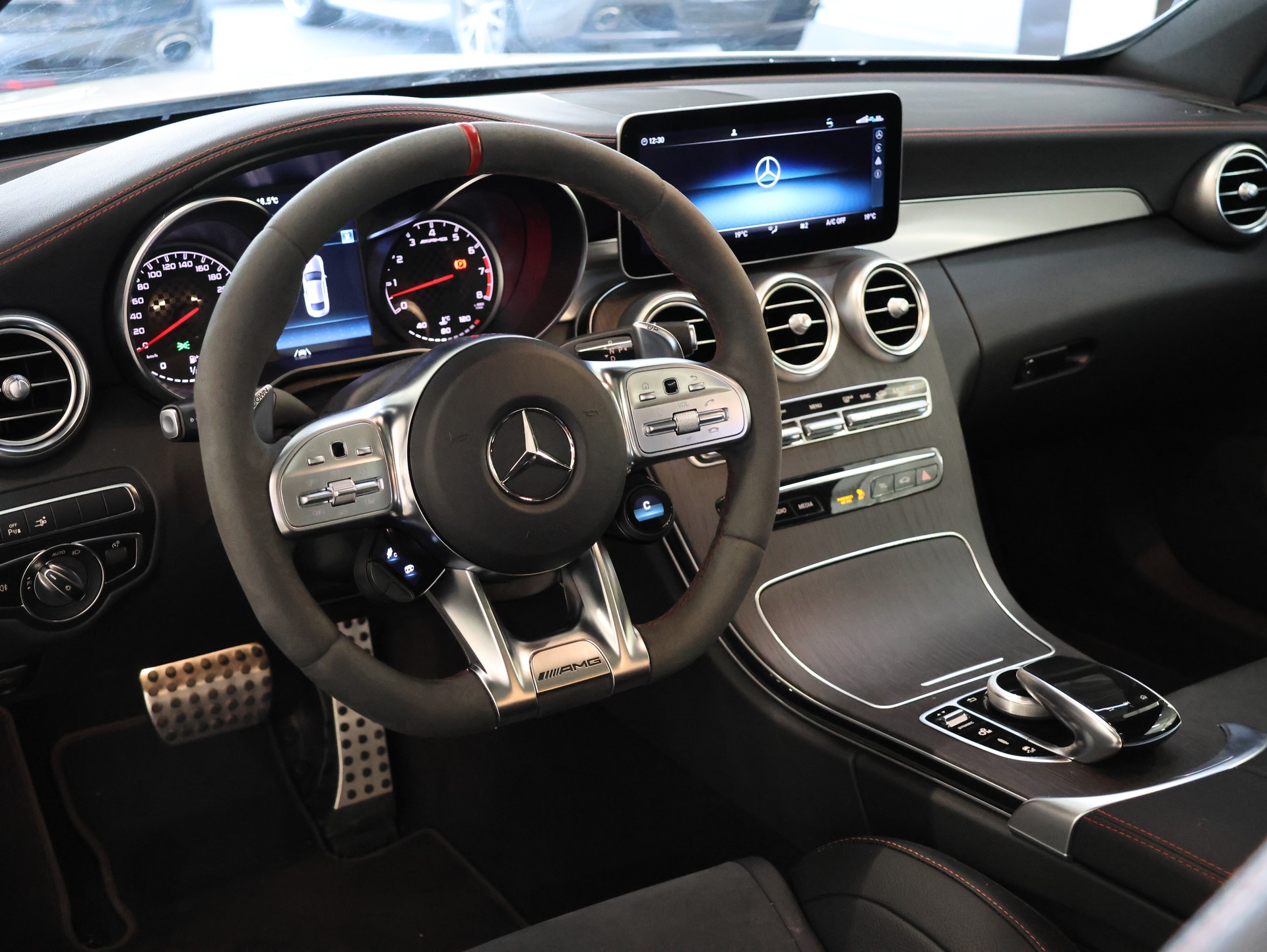 MERCEDES-BENZ C 43 AMG Premium + 4Matic 9G-tronic *Burmester* *Edition One* *Sportsitze*-image-21