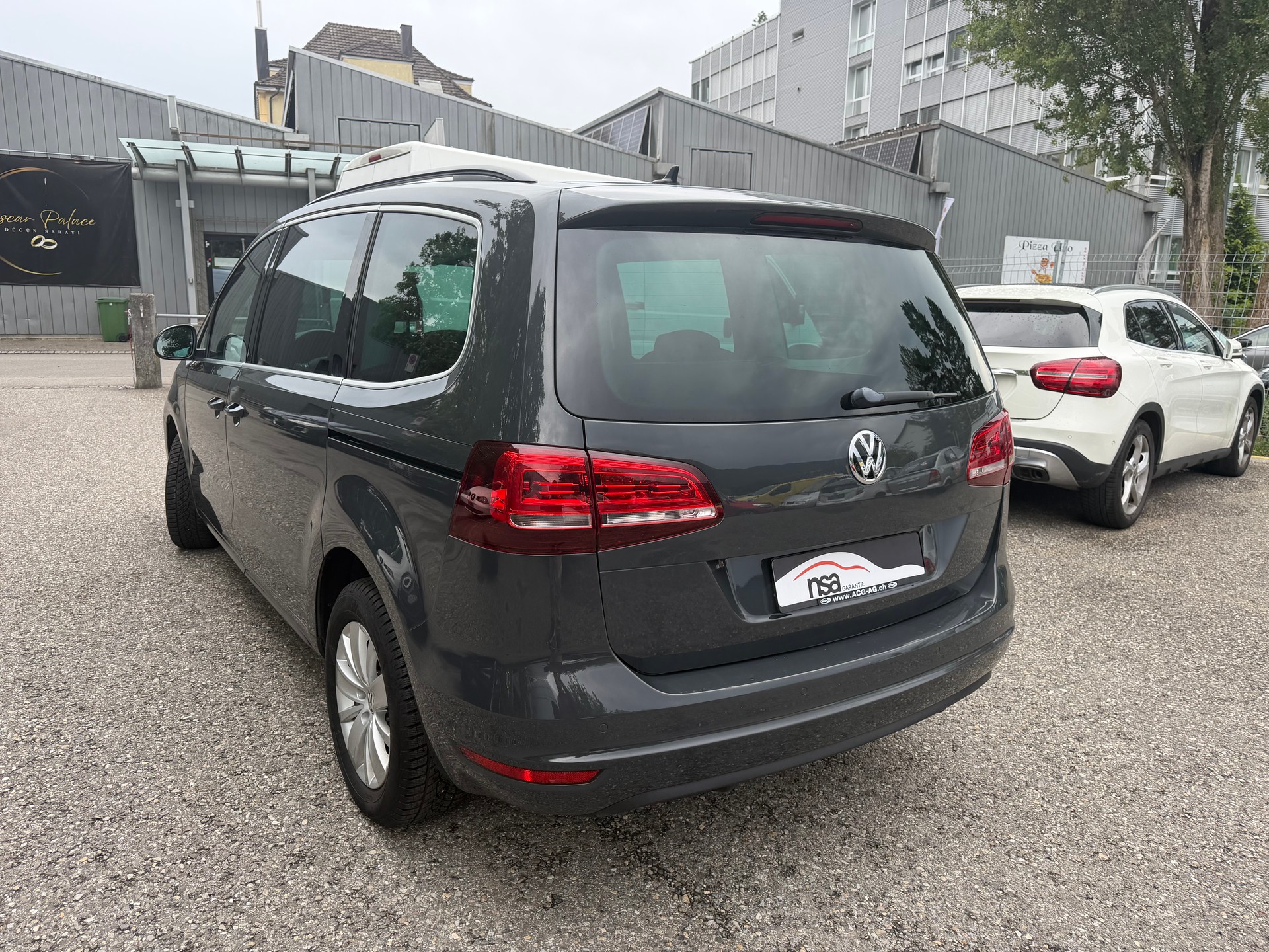 VW Sharan 2.0 TDI BMT Comfortline 4Motion DSG * Gr. Navi * Xenon * Klima-auto * Tempomat * PDC V&H * Distanzregelung * ACC * AB MFK-image-12