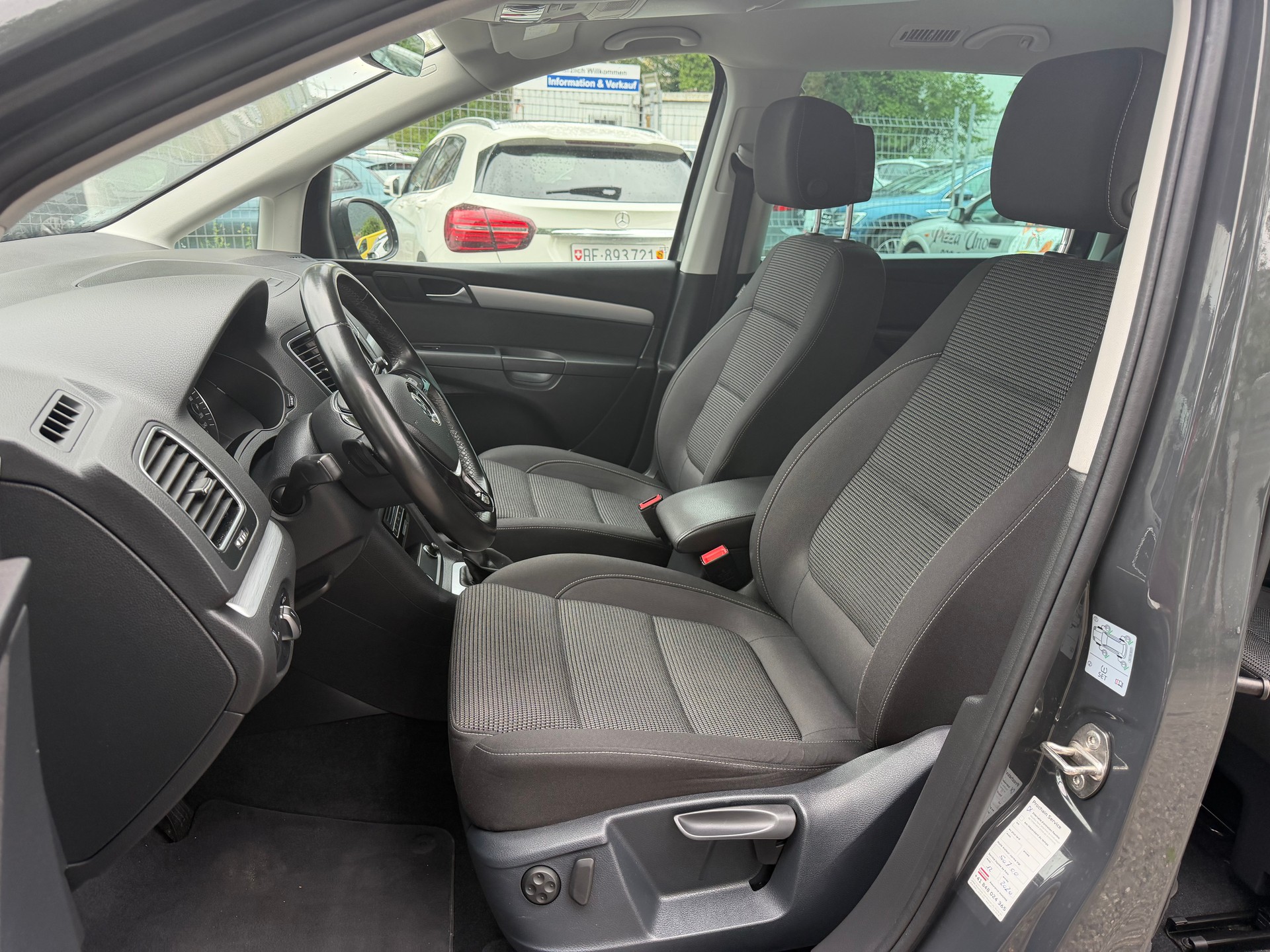 VW Sharan 2.0 TDI BMT Comfortline 4Motion DSG * Gr. Navi * Xenon * Klima-auto * Tempomat * PDC V&H * Distanzregelung * ACC * AB MFK-image-7