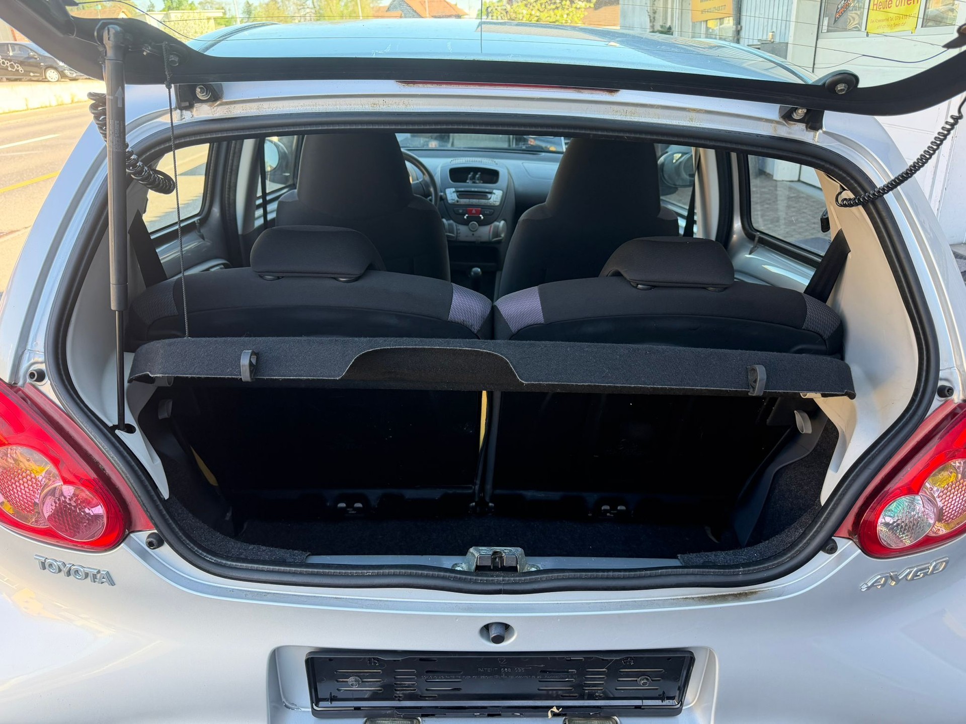 TOYOTA Aygo 1.0 Linea Luna-image-11