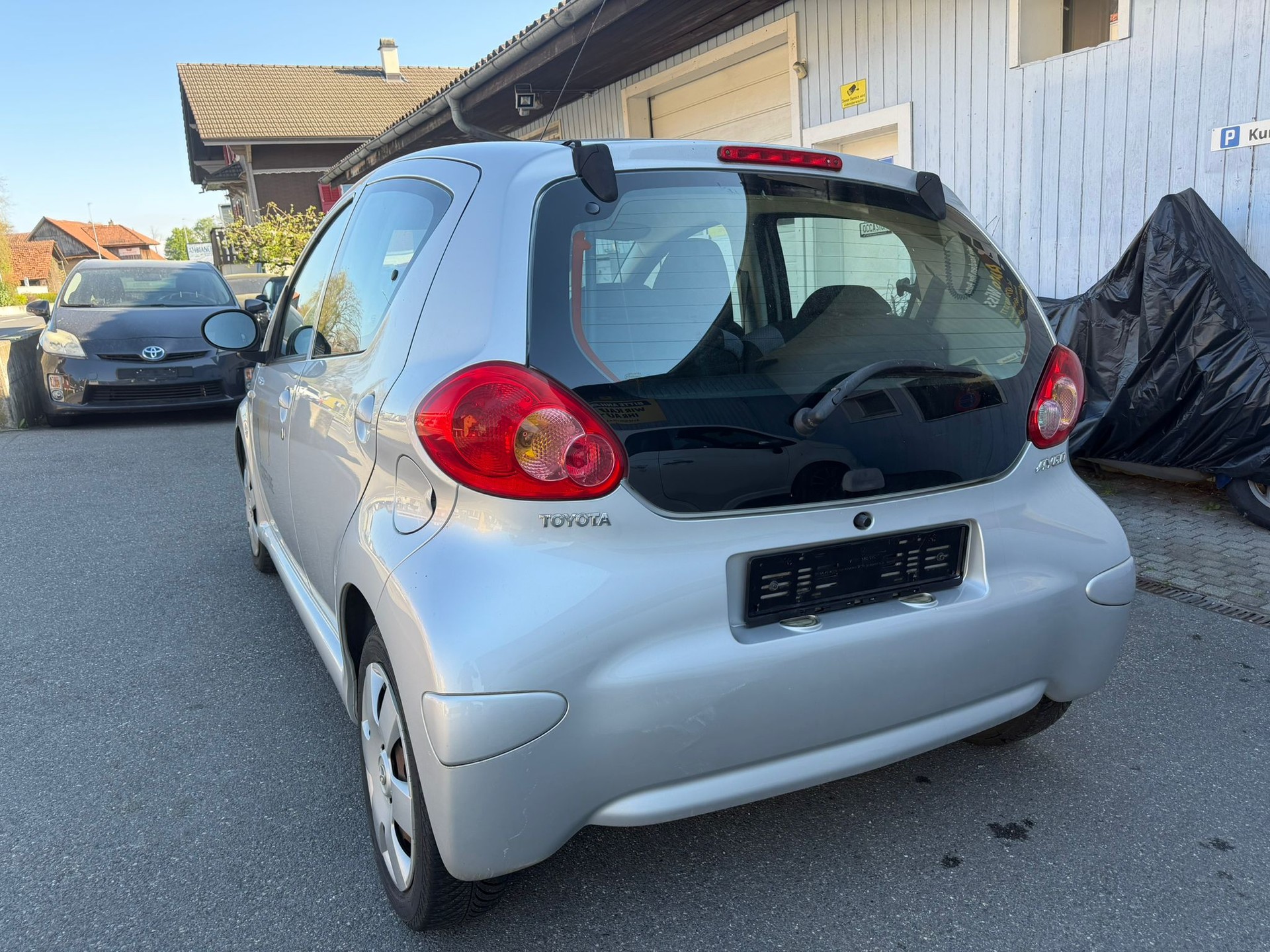 TOYOTA Aygo 1.0 Linea Luna-image-4