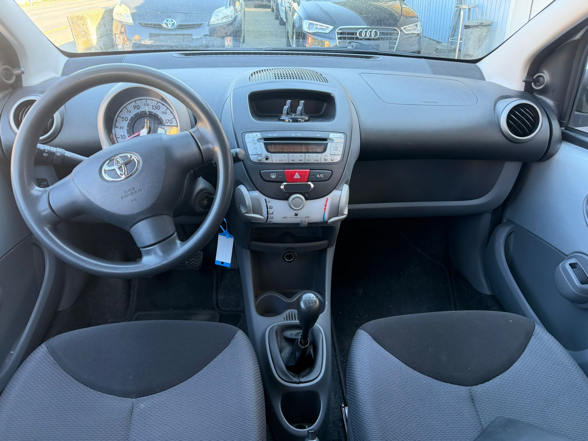 TOYOTA Aygo 1.0 Linea Luna-image-7