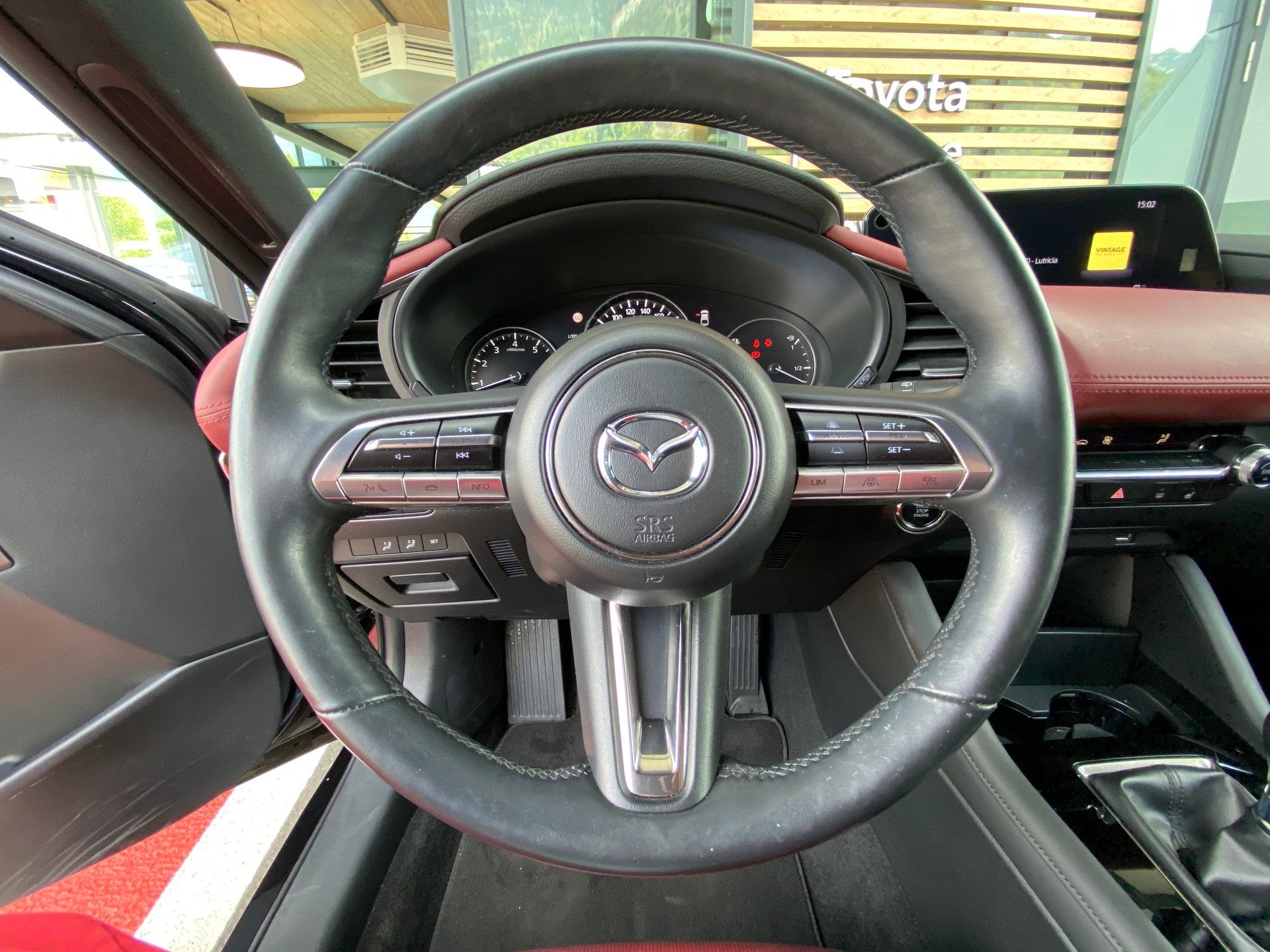 MAZDA 3 Hatchback SKYACTIV-X M Hybrid 180 Revolution AWD-image-9
