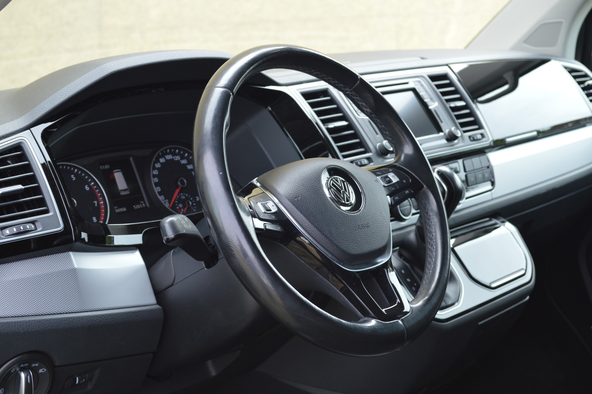 VW T6 Multivan 2.0 TSI Highline DSG-image-19