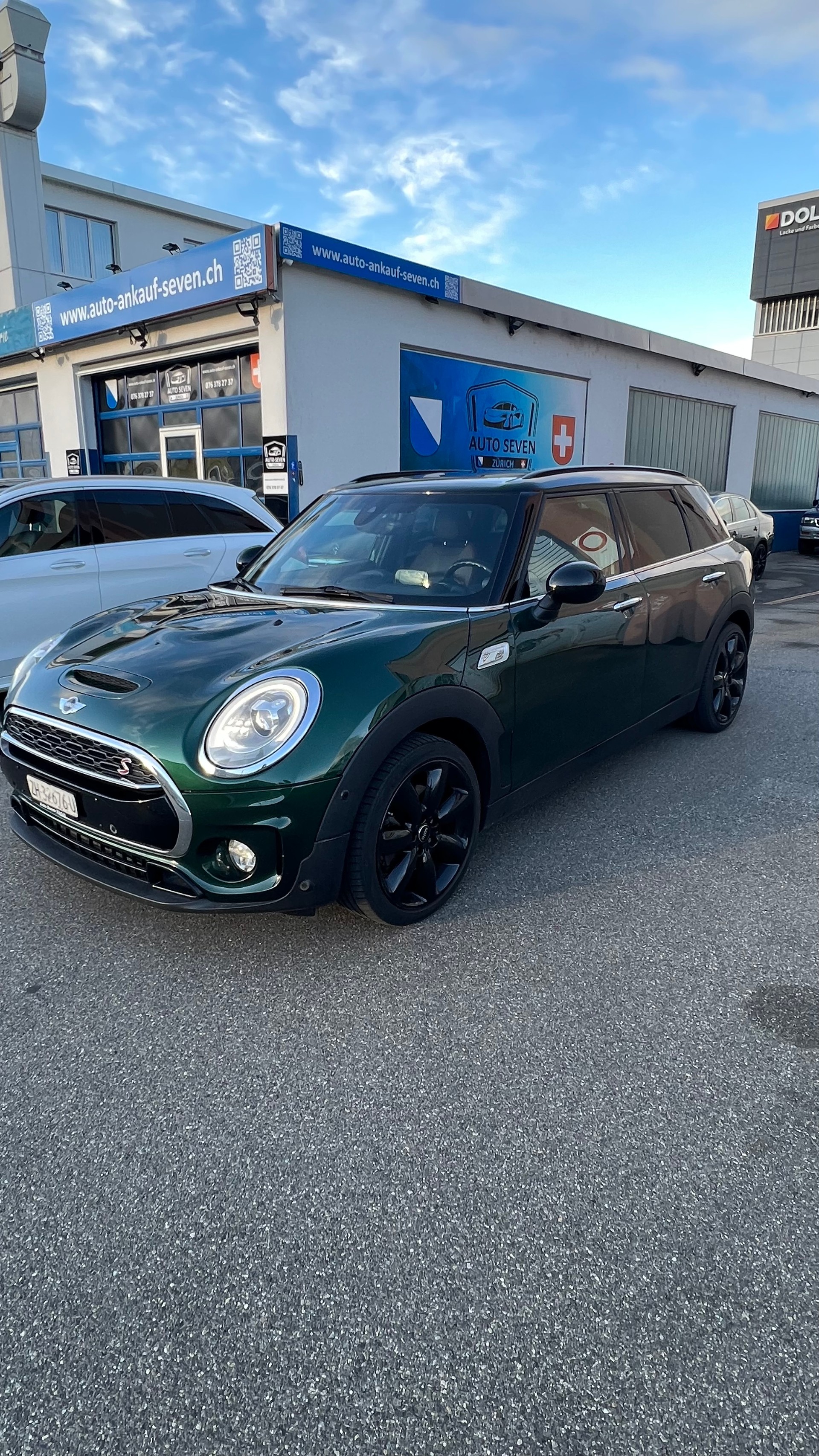 MINI Clubman Cooper S ALL4 Steptronic-image-1