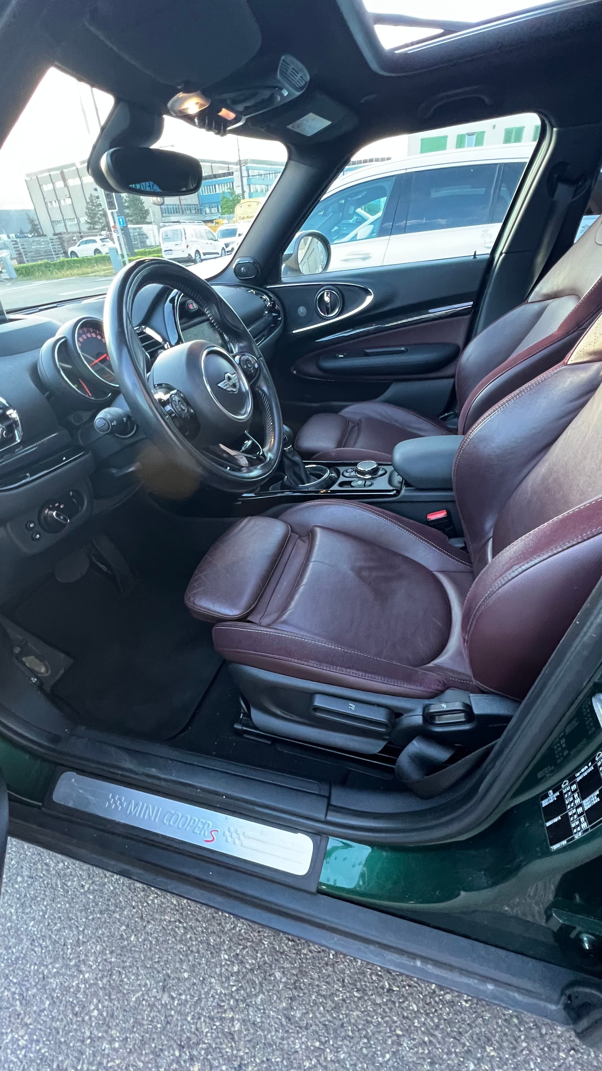 MINI Clubman Cooper S ALL4 Steptronic-image-12