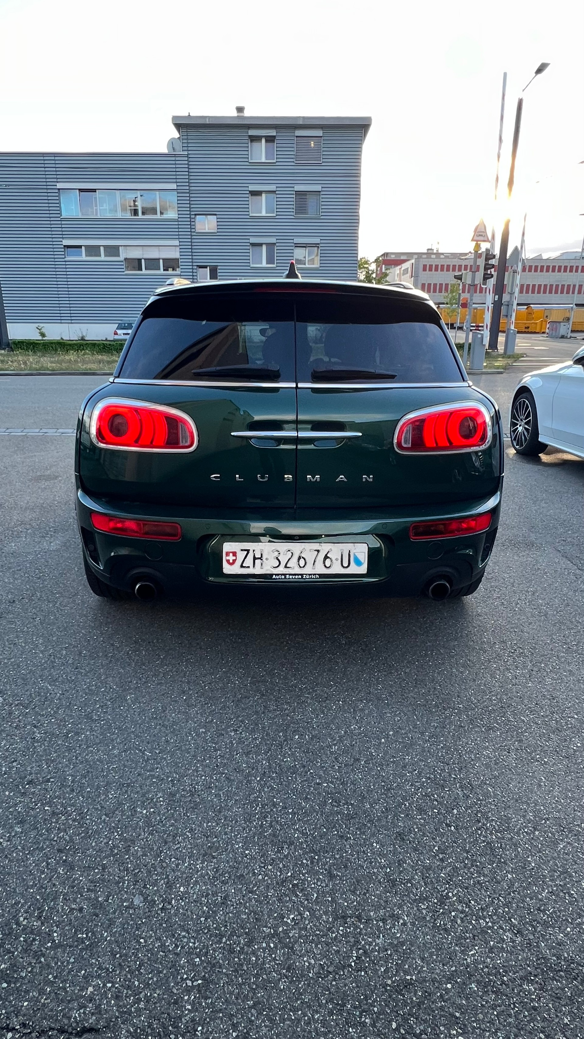 MINI Clubman Cooper S ALL4 Steptronic-image-6