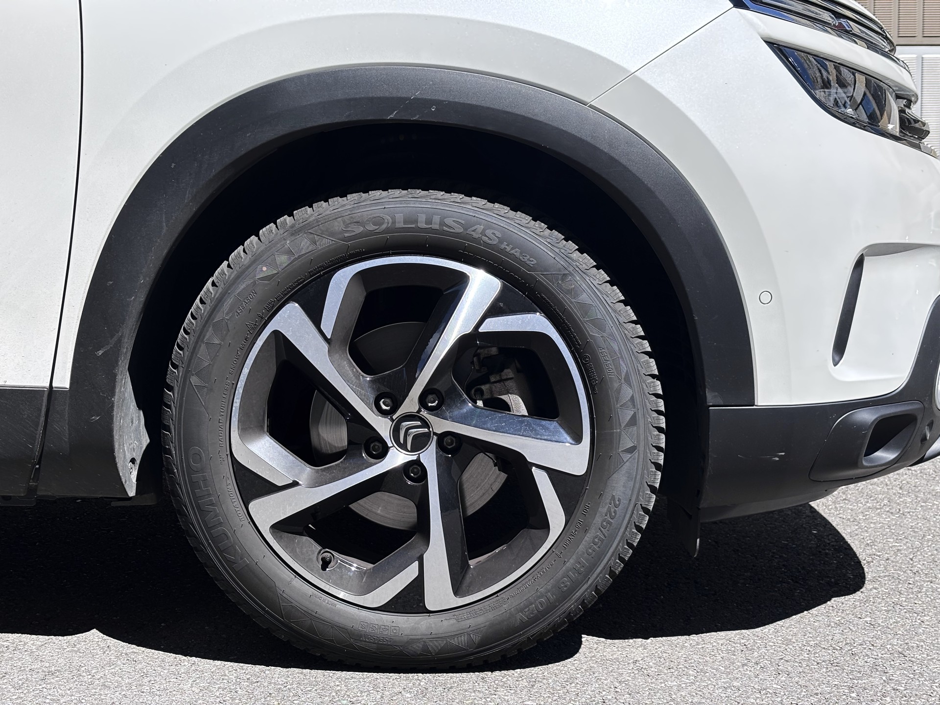 CITROEN C5 Aircross 1.5 BlueHD Shine EAT8-image-22