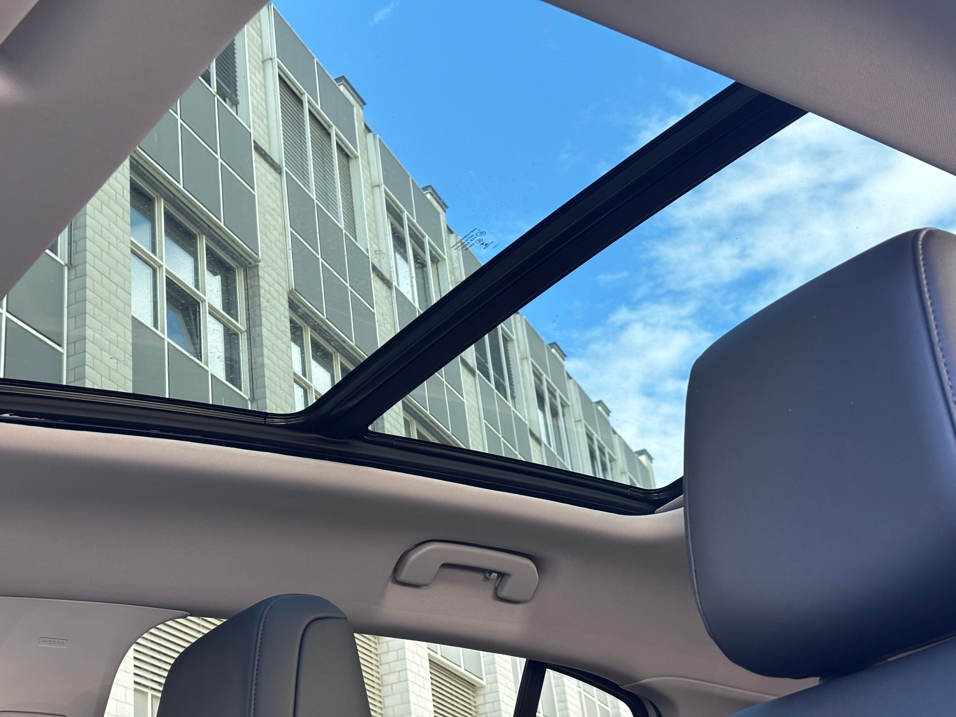 CITROEN C5 Aircross 1.5 BlueHD Shine EAT8-image-17