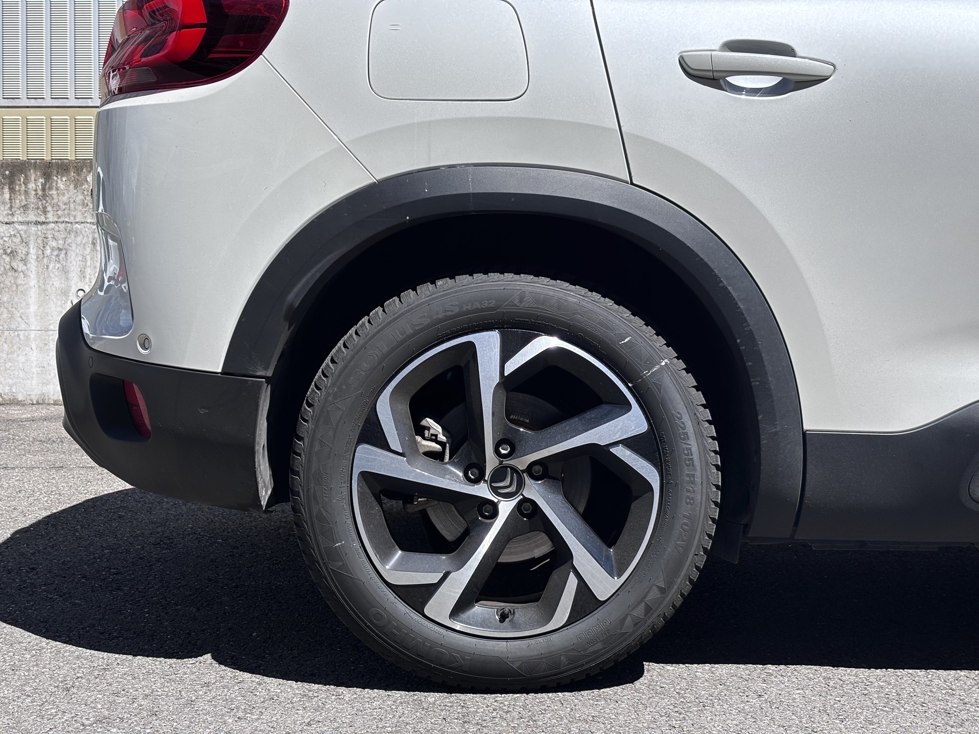 CITROEN C5 Aircross 1.5 BlueHD Shine EAT8-image-23