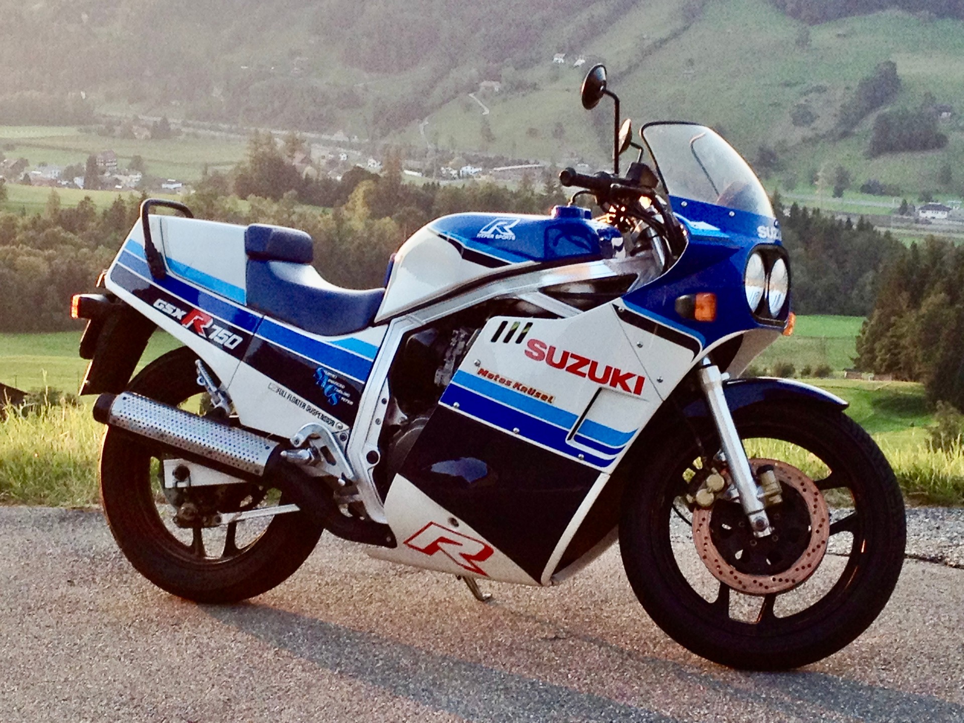 SUZUKI GSX-R 750