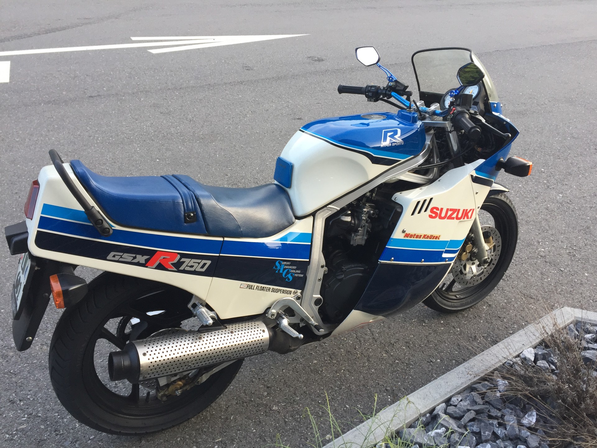 SUZUKI GSX-R 750-image-1