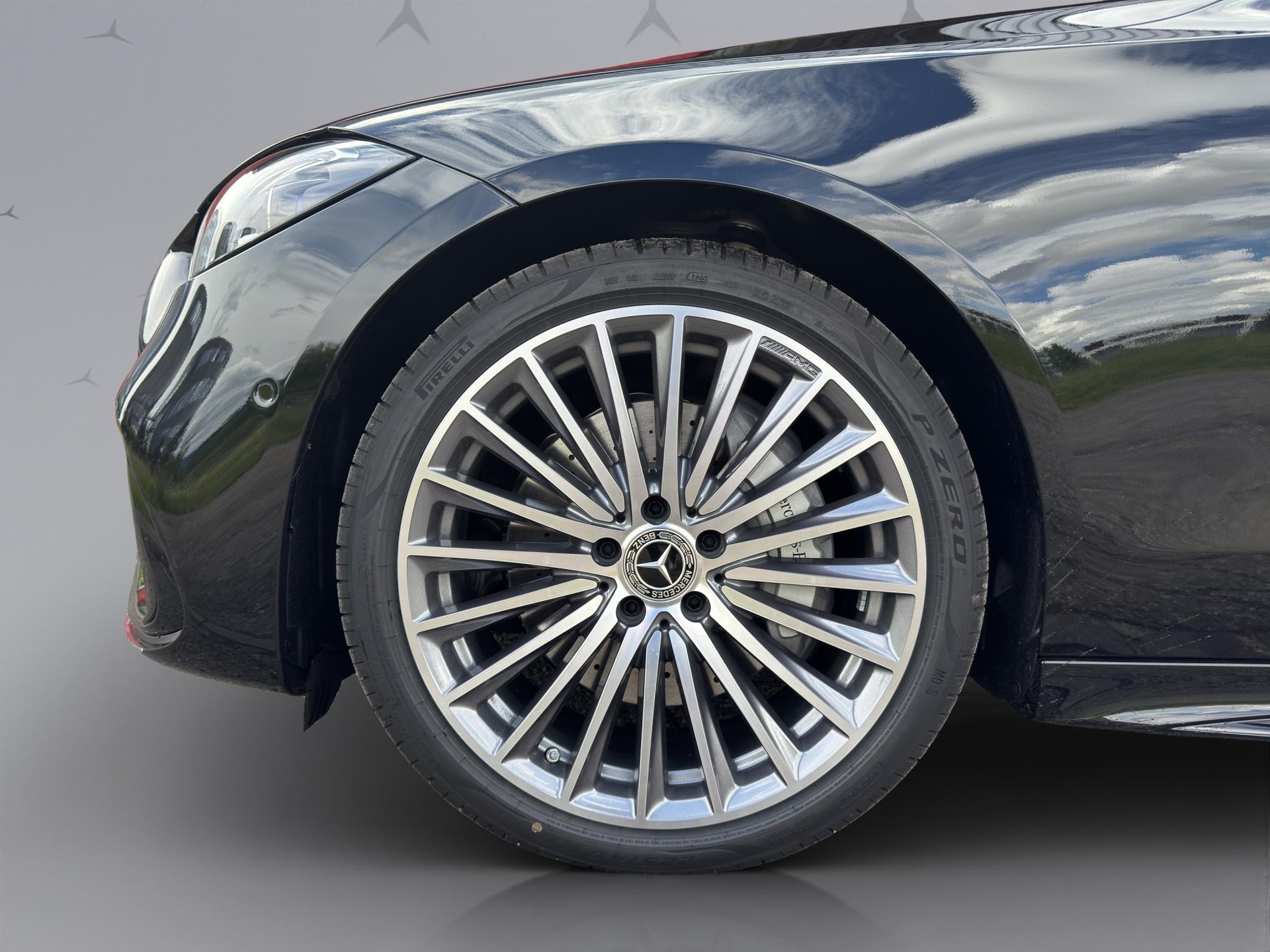 MERCEDES-BENZ C 220 d Swiss Star AMG Line 4matic-showroom-element-2
