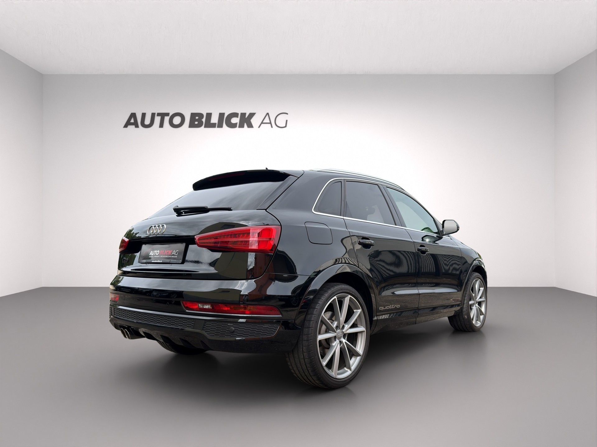 AUDI Q3 2.0 TDI S-Line sport quattro S-tronic-image-5