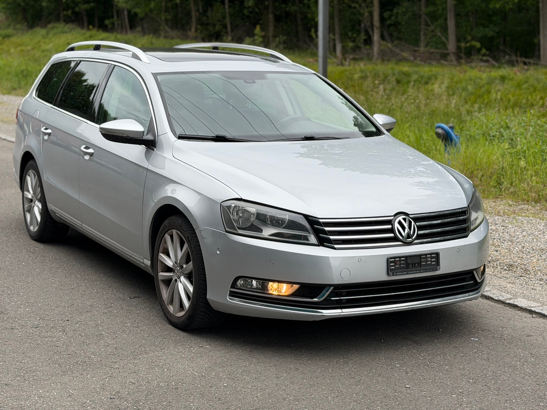 VW Passat Variant 3.6 FSI Highline 4Motion DSG-image-2