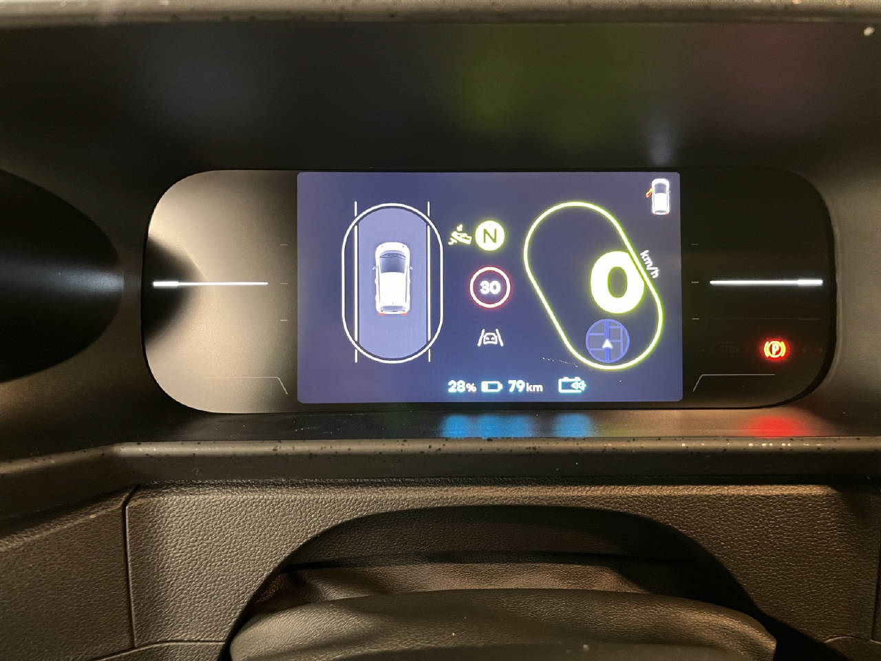 RENAULT Twingo E-Tech Urban Range techno-image-9