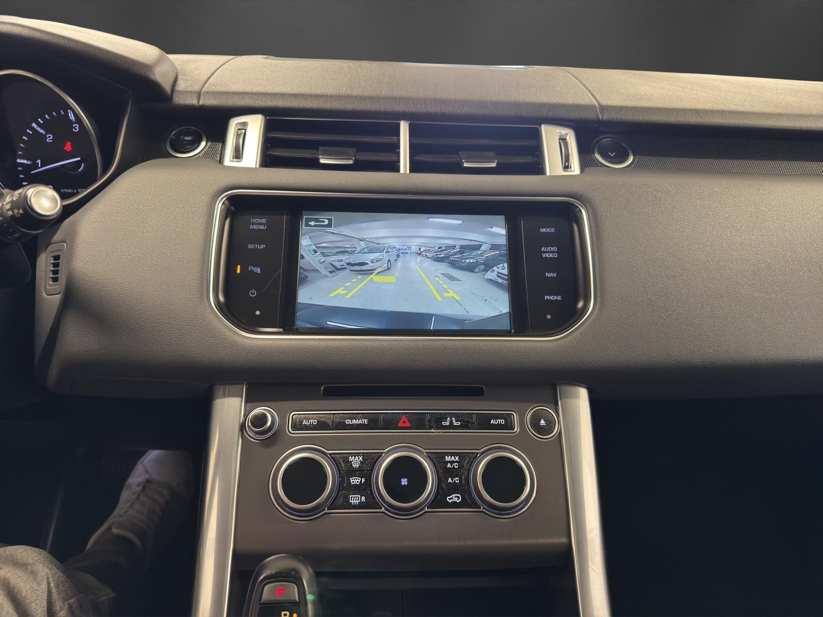 LAND ROVER Range Rover Sport 3.0 TDV6 SE Automatic-image-11