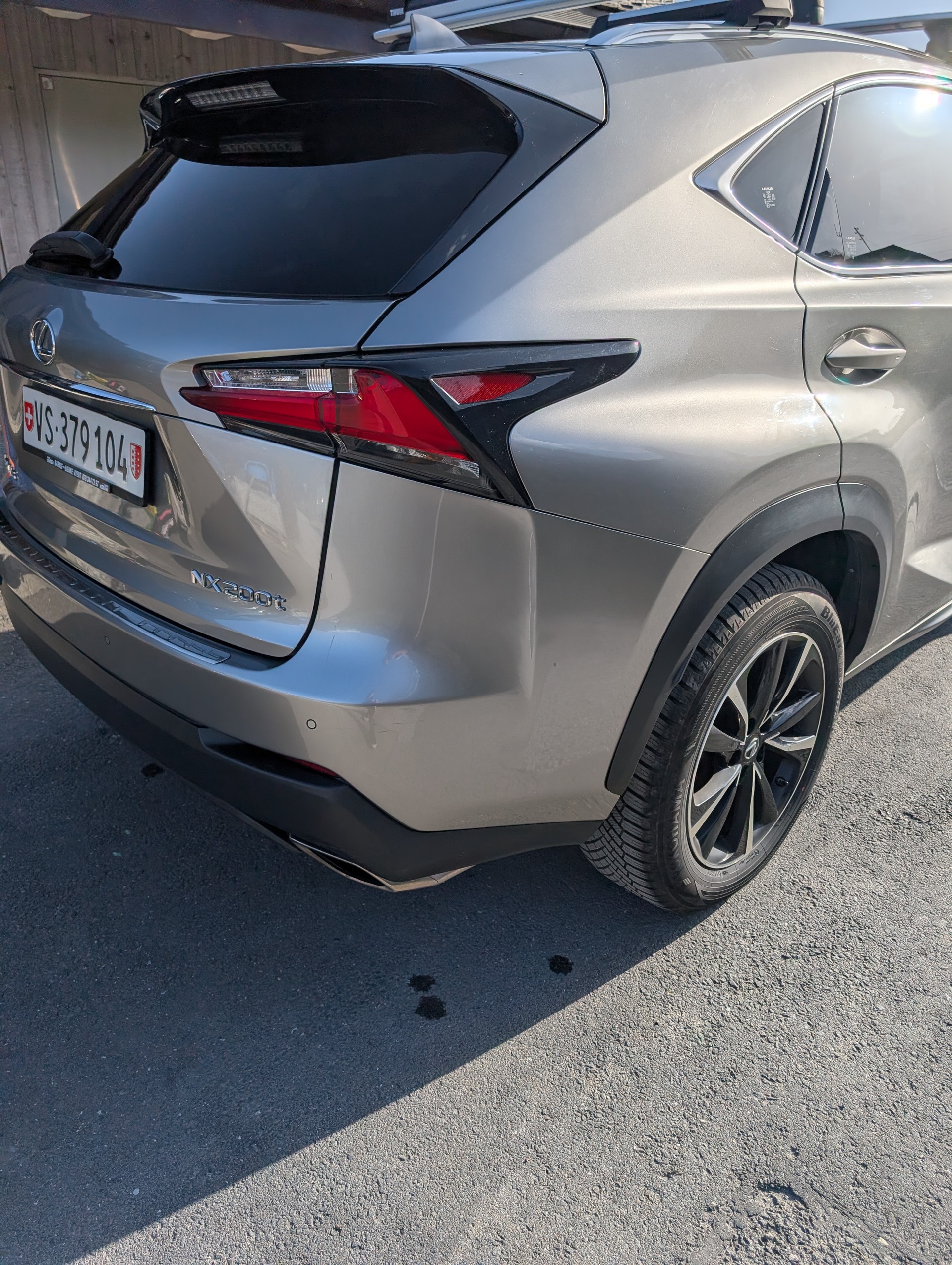 LEXUS 200t Impression-image-2