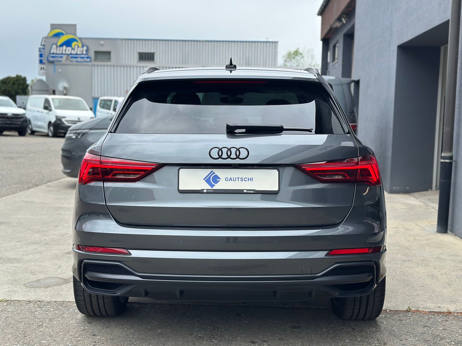 AUDI Q3 45 TFSI e S line Attraction S-tronic-image-3