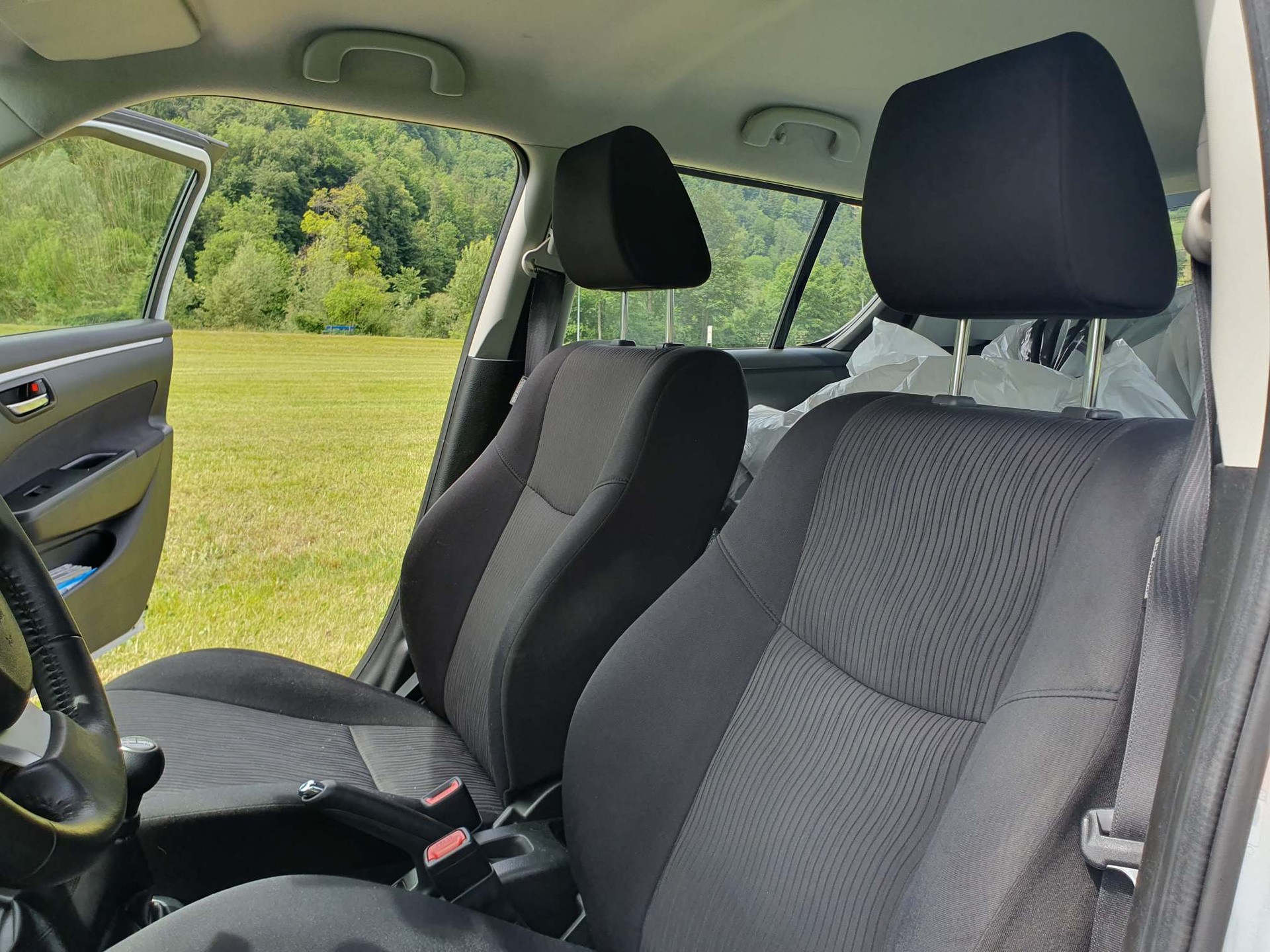 SUZUKI Swift 1.2 GL TOP 4x4-image-9