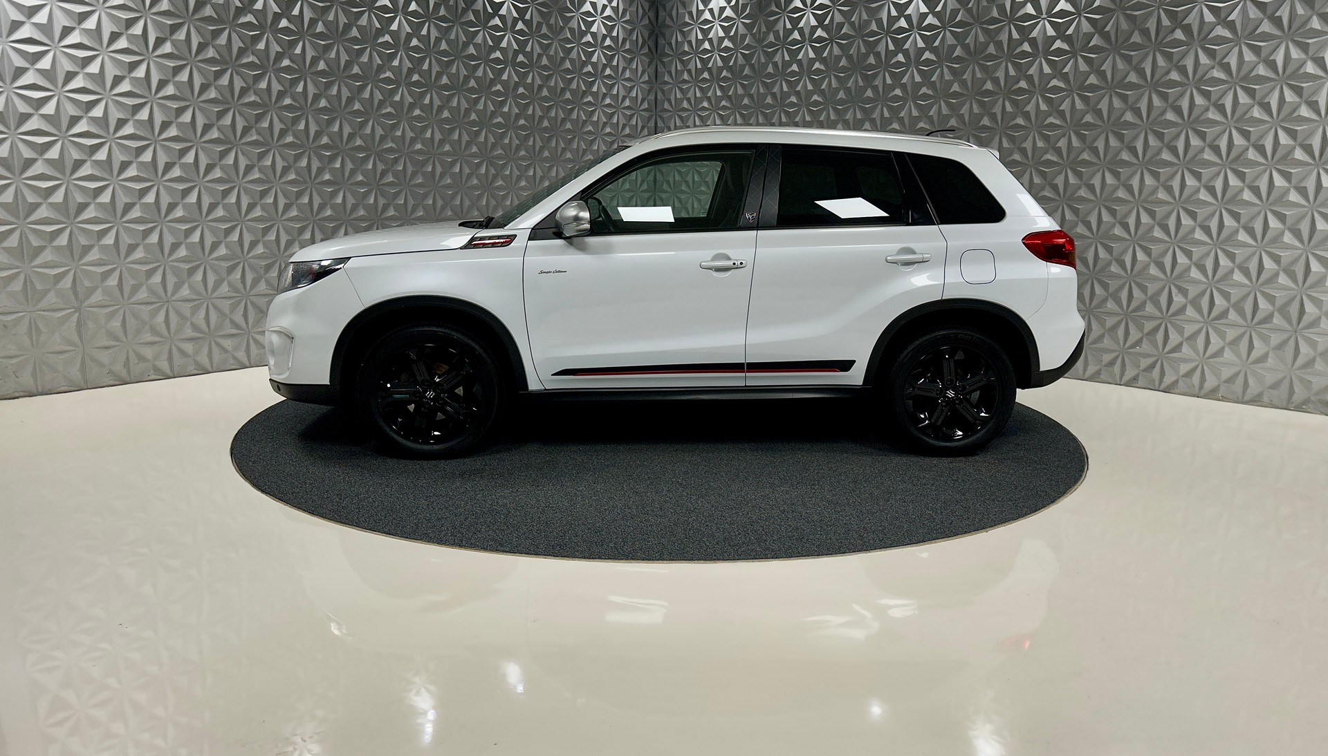 SUZUKI Vitara 1.4 Boosterjet Sergio Cellano Top-image-7