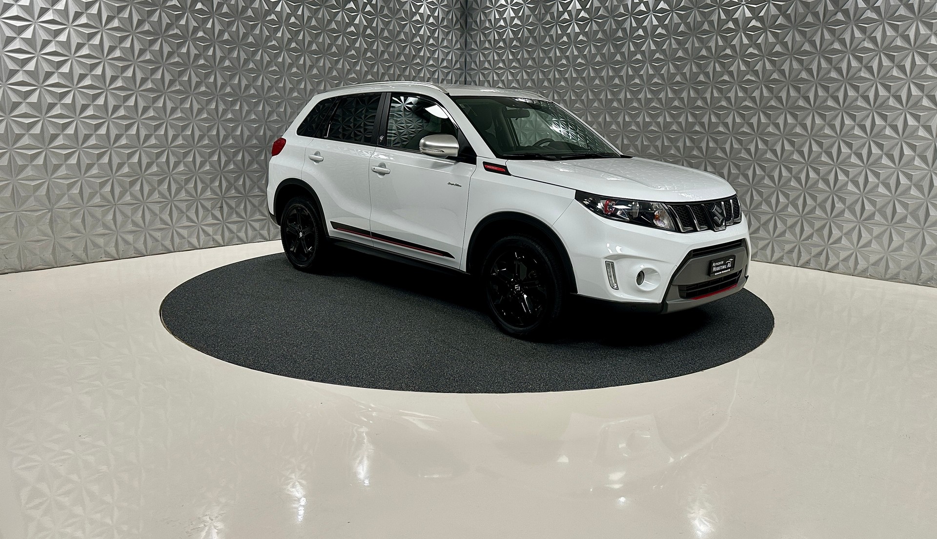SUZUKI Vitara 1.4 Boosterjet Sergio Cellano Top-showroom-element-2