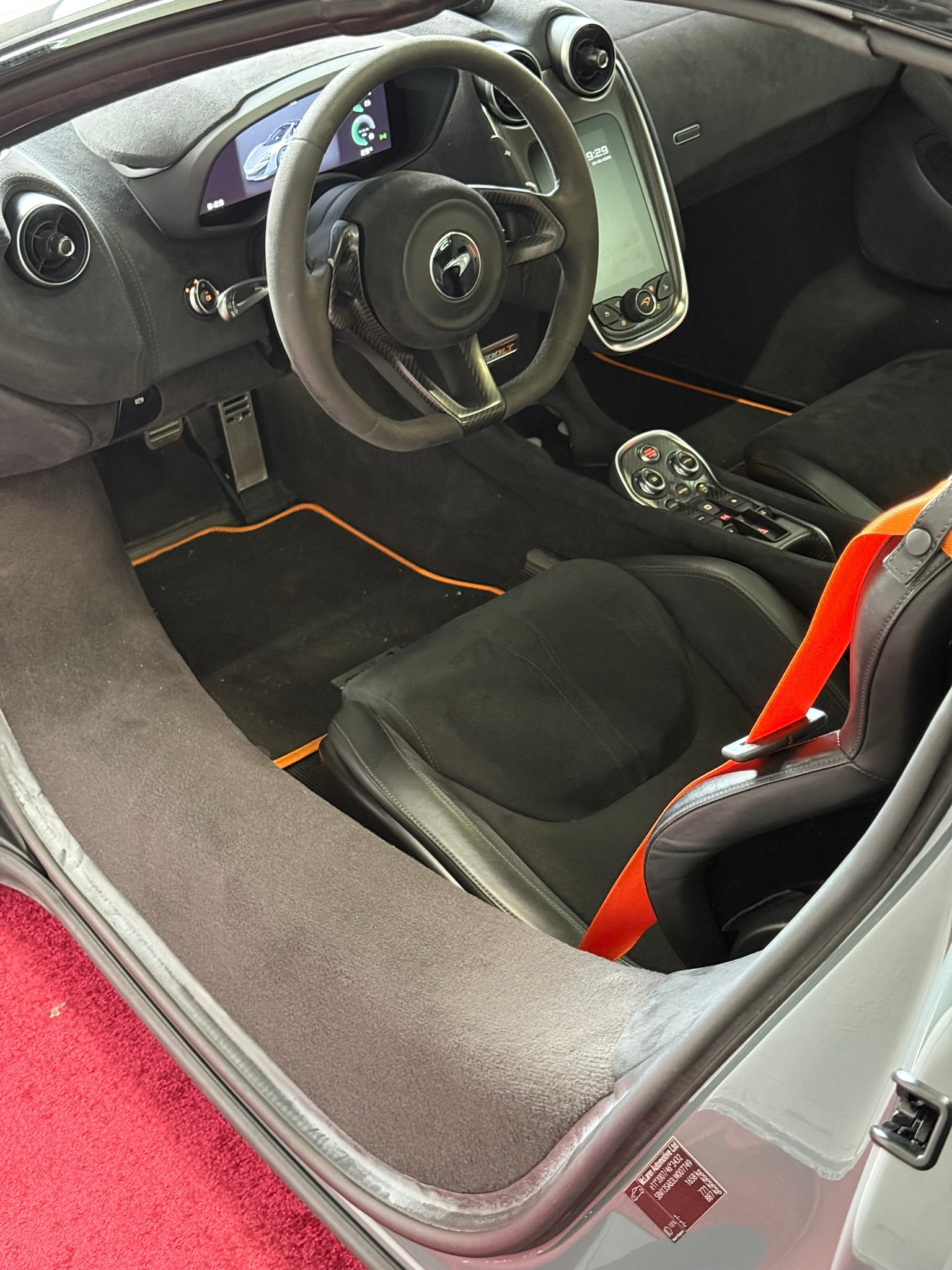 McLAREN 600LT Spider 3.8 V8 SSG-image-9
