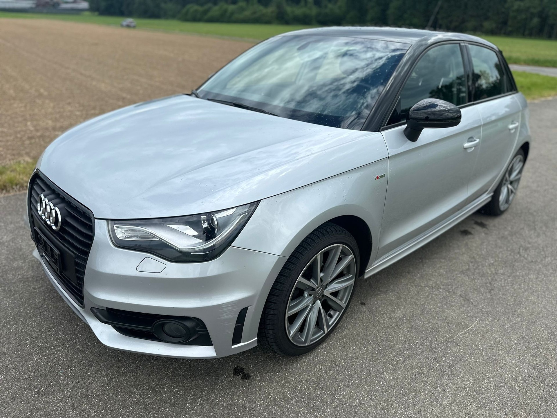 AUDI A1 Sportback 1.2 TFSI Ambition-showroom-element-1