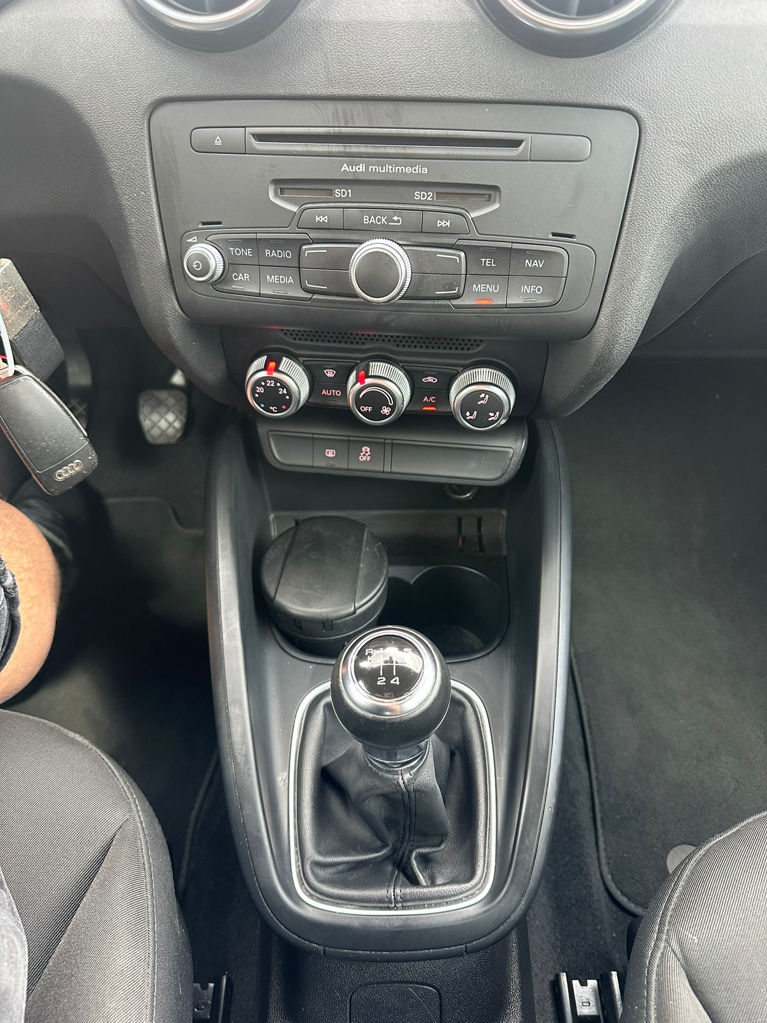 AUDI A1 Sportback 1.2 TFSI Ambition-image-17