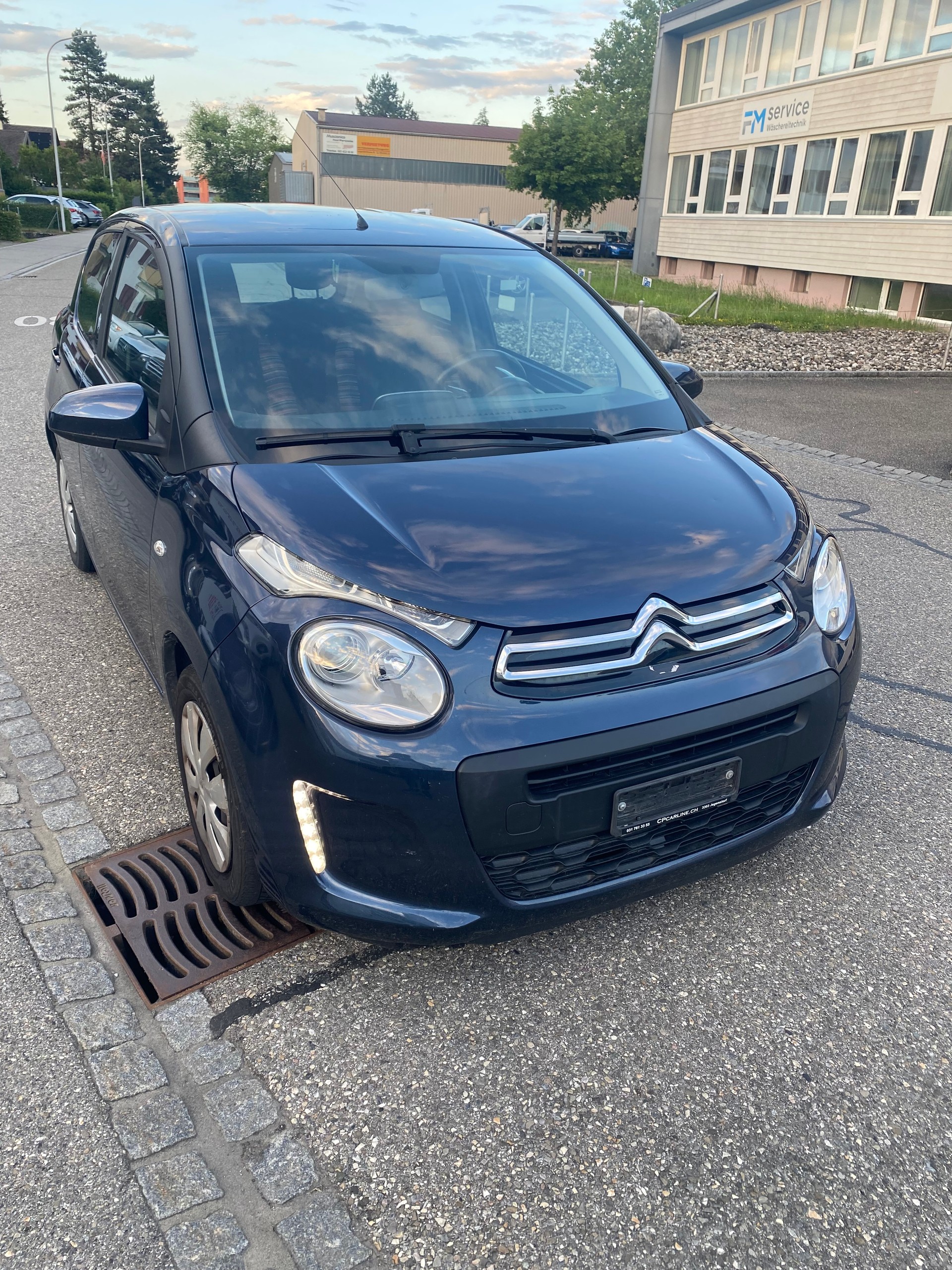 CITROEN C1 1.0 VTi ETG5 Shine Airscape-image-13