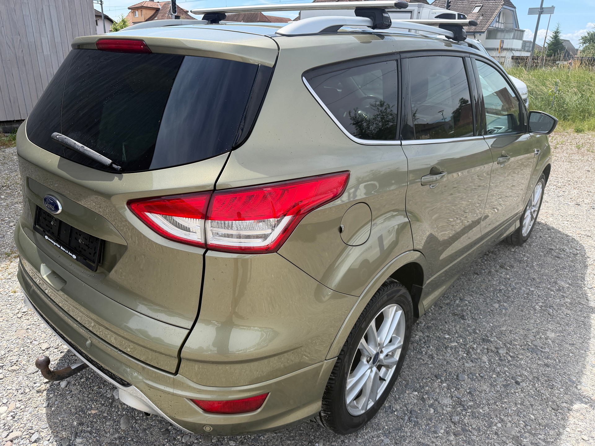 FORD Kuga 2.0 TDCi Titanium S 4WD PowerShift-image-3