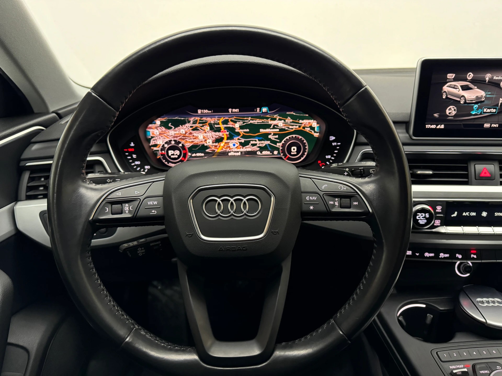 AUDI A4 Avant 2.0 TDI quattro S-tronic-image-9
