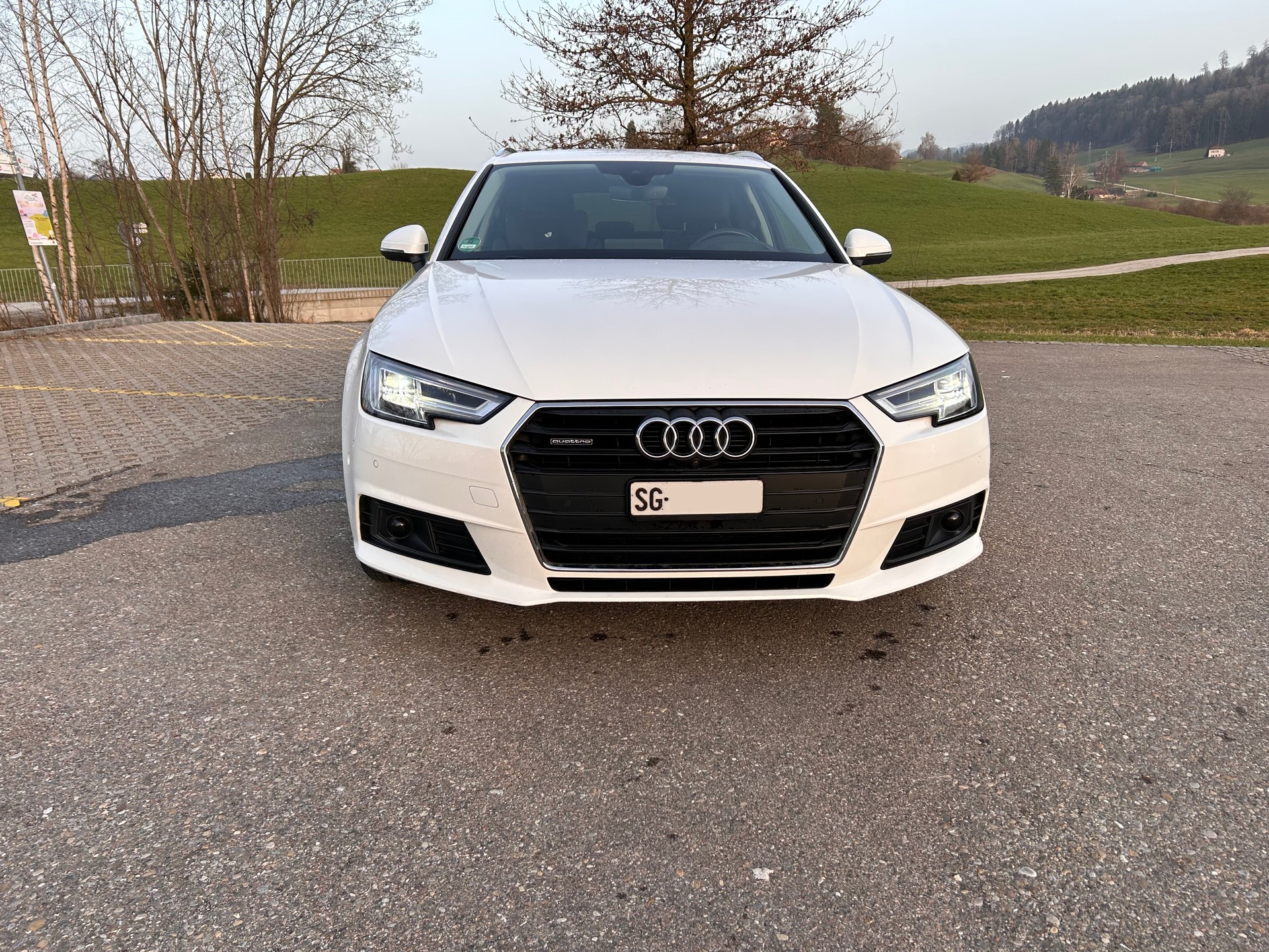 AUDI A4 Avant 2.0 TDI quattro S-tronic
