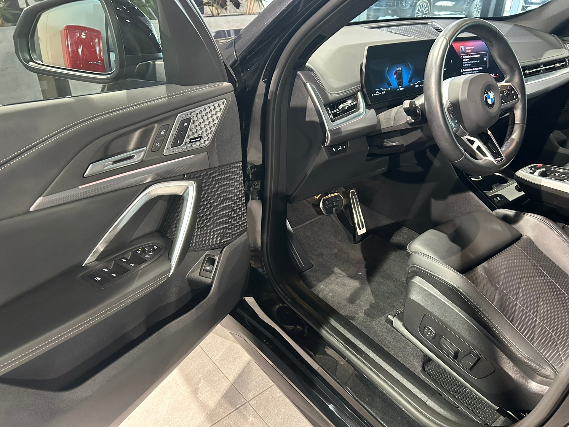 BMW X1 xDrive 23d 48V M Sport-image-27