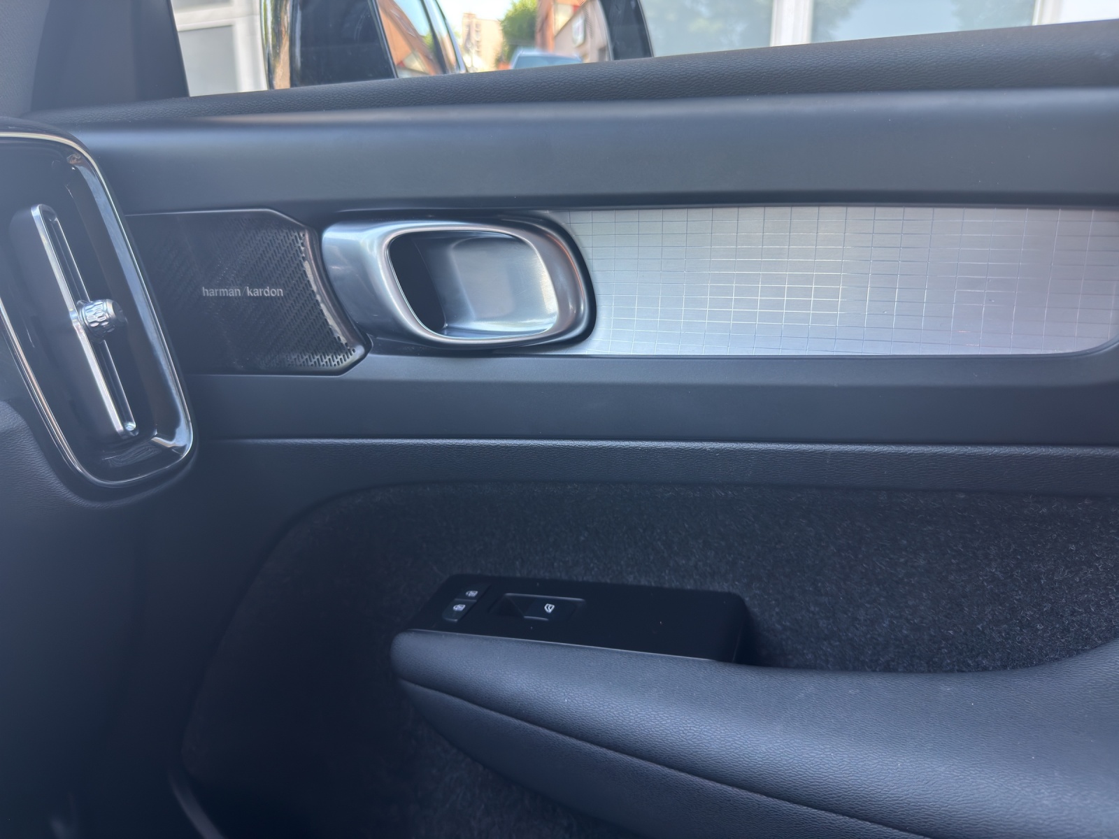 VOLVO XC40 T4 TwE Inscription Expression DCT-image-25