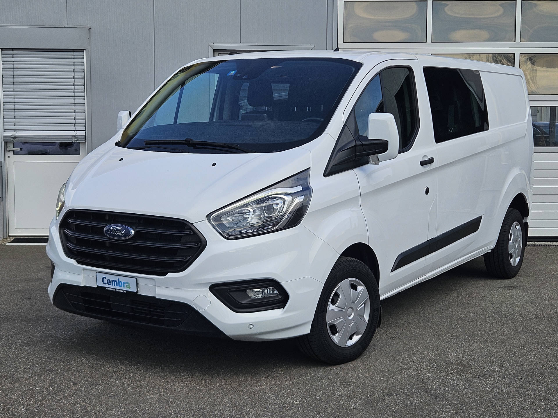 FORD Transit Custom Van 300 L2 2.0 TDCi 130 Trend-showroom-element-1