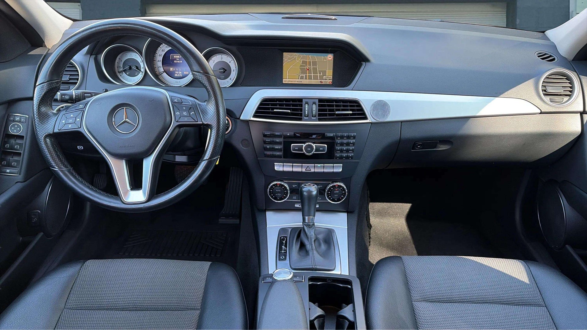 MERCEDES-BENZ C 250 CDI Avantgarde 4Matic 7G-Tronic mit AHK-image-10