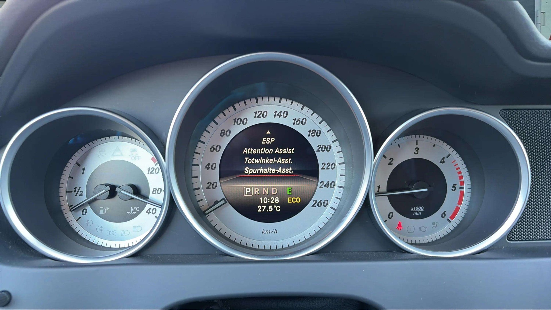 MERCEDES-BENZ C 250 CDI Avantgarde 4Matic 7G-Tronic mit AHK-image-19