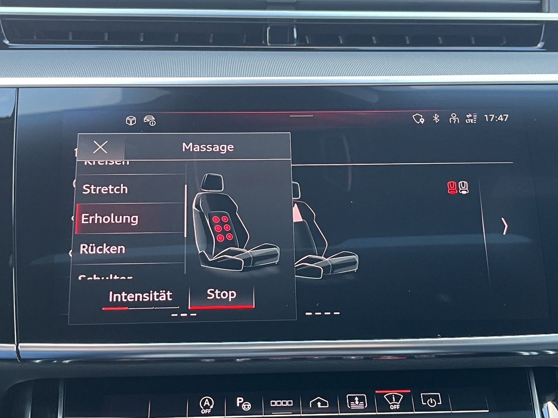 AUDI A8 50 TDI quattro tiptronic*Panodach, S-Sportsitze, Optikpaket-Schwarz, 21"Alu, (5-Jahre Garantie)-image-25