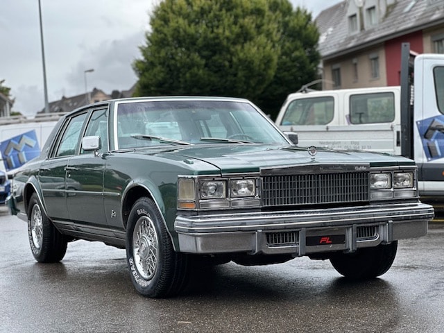 CADILLAC SEVILLE-showroom-element-1