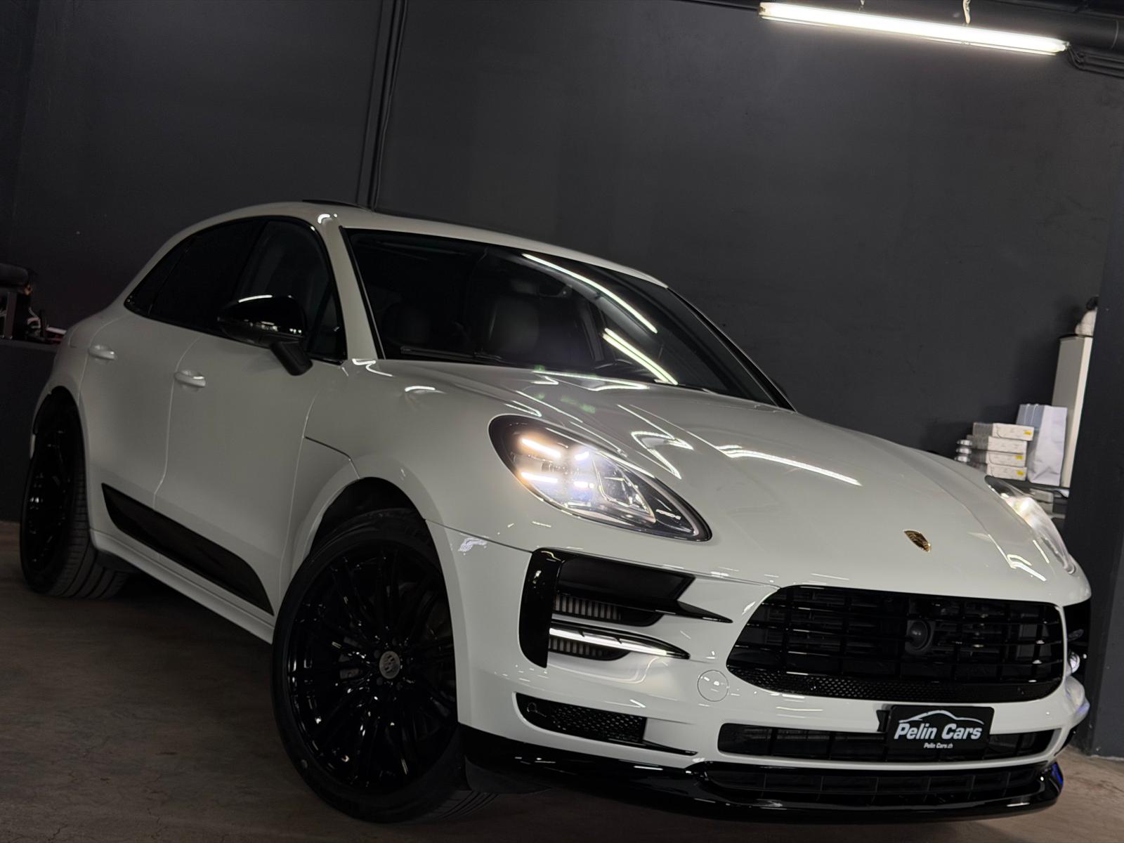 PORSCHE Macan S Limited White&Black Performance PDK 2Jahre Garantie-showroom-element-3