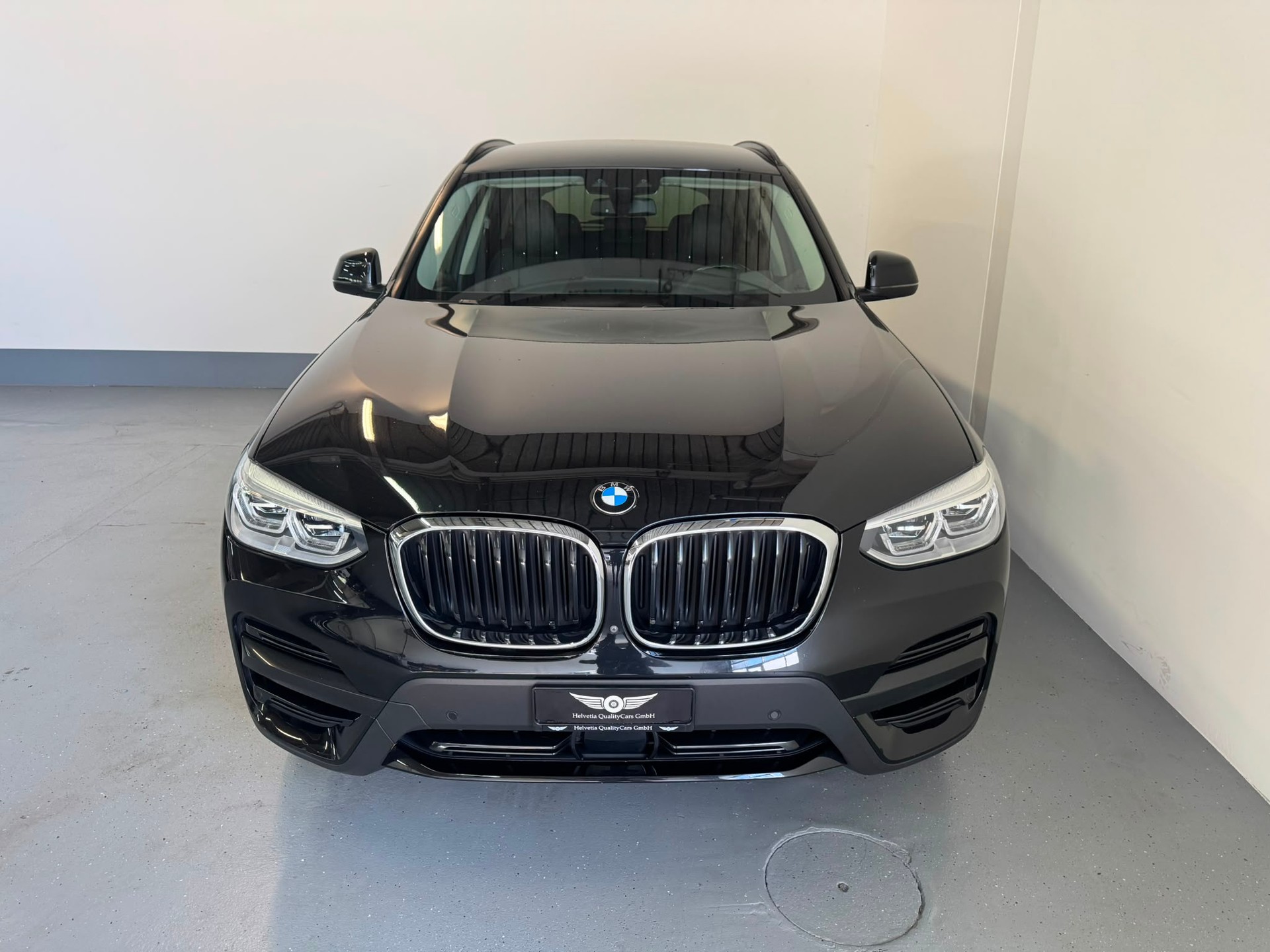 BMW X3 xDrive 20d Steptronic-showroom-element-3