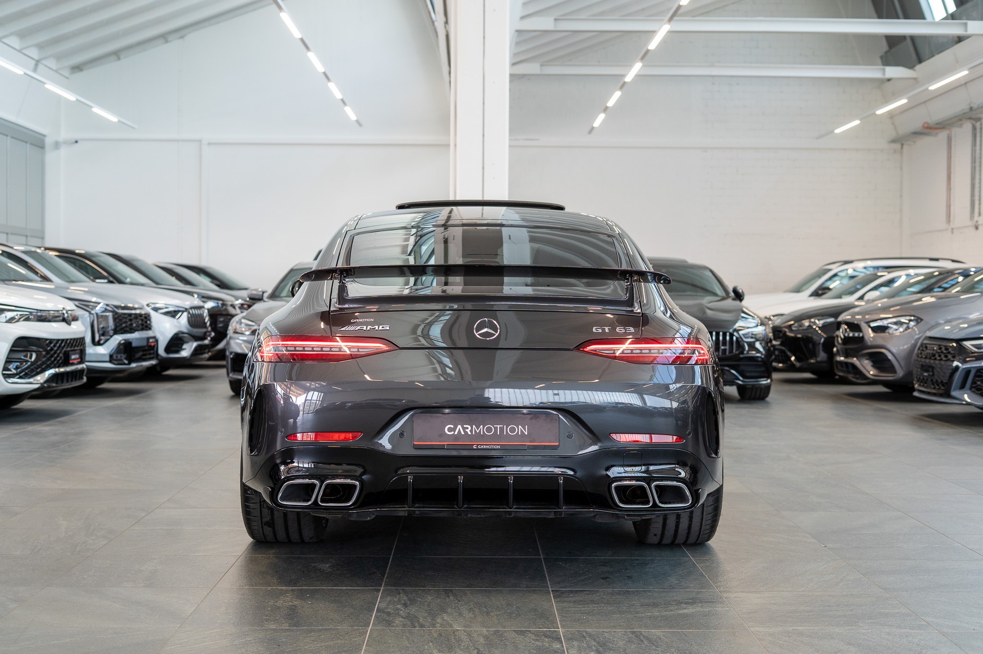MERCEDES-BENZ AMG GT 63 S 4matic+ / Panorama-Schiebedach / Head-Up Display / Burmester-image-4