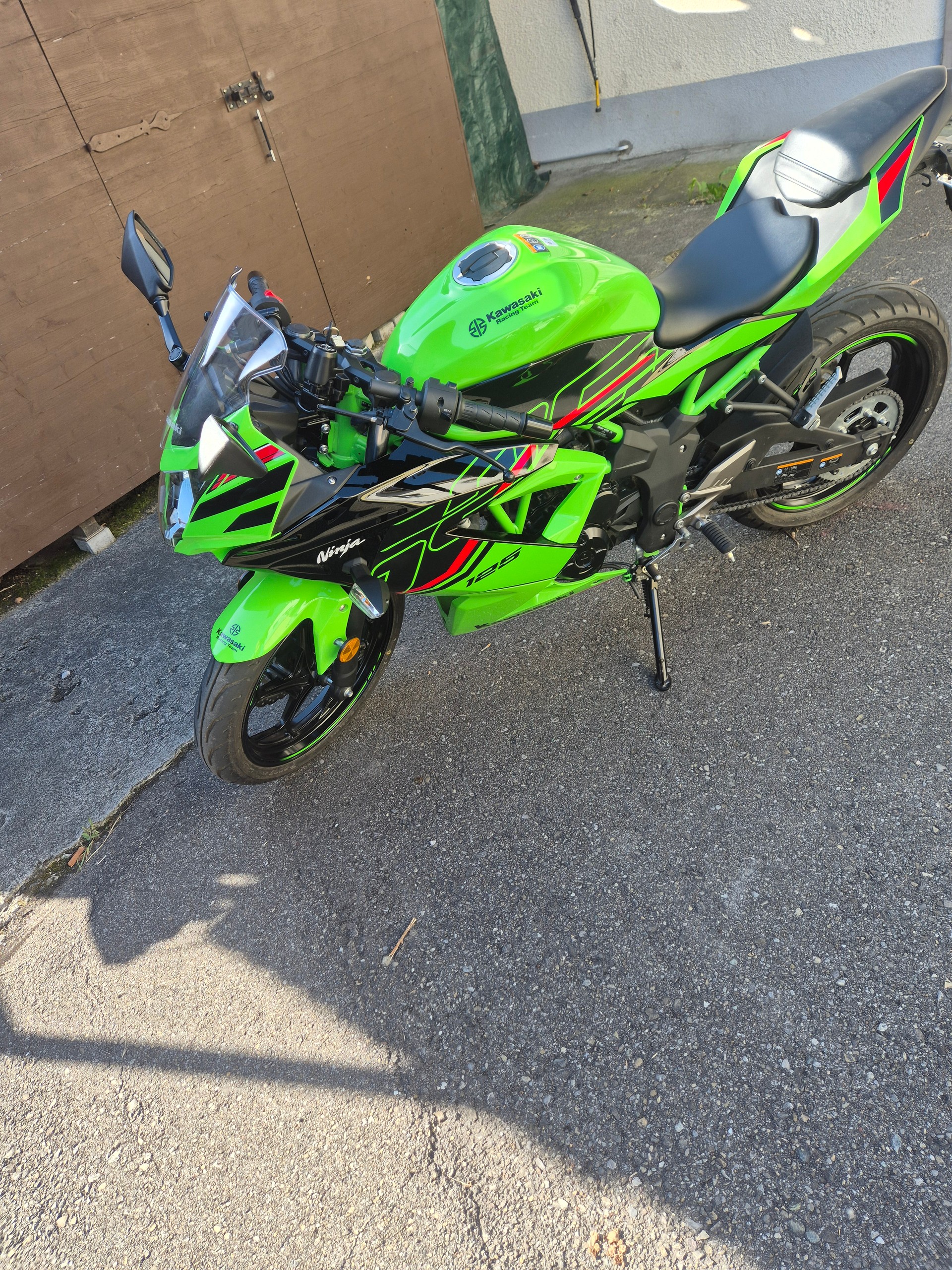 KAWASAKI Ninja 125-image-3