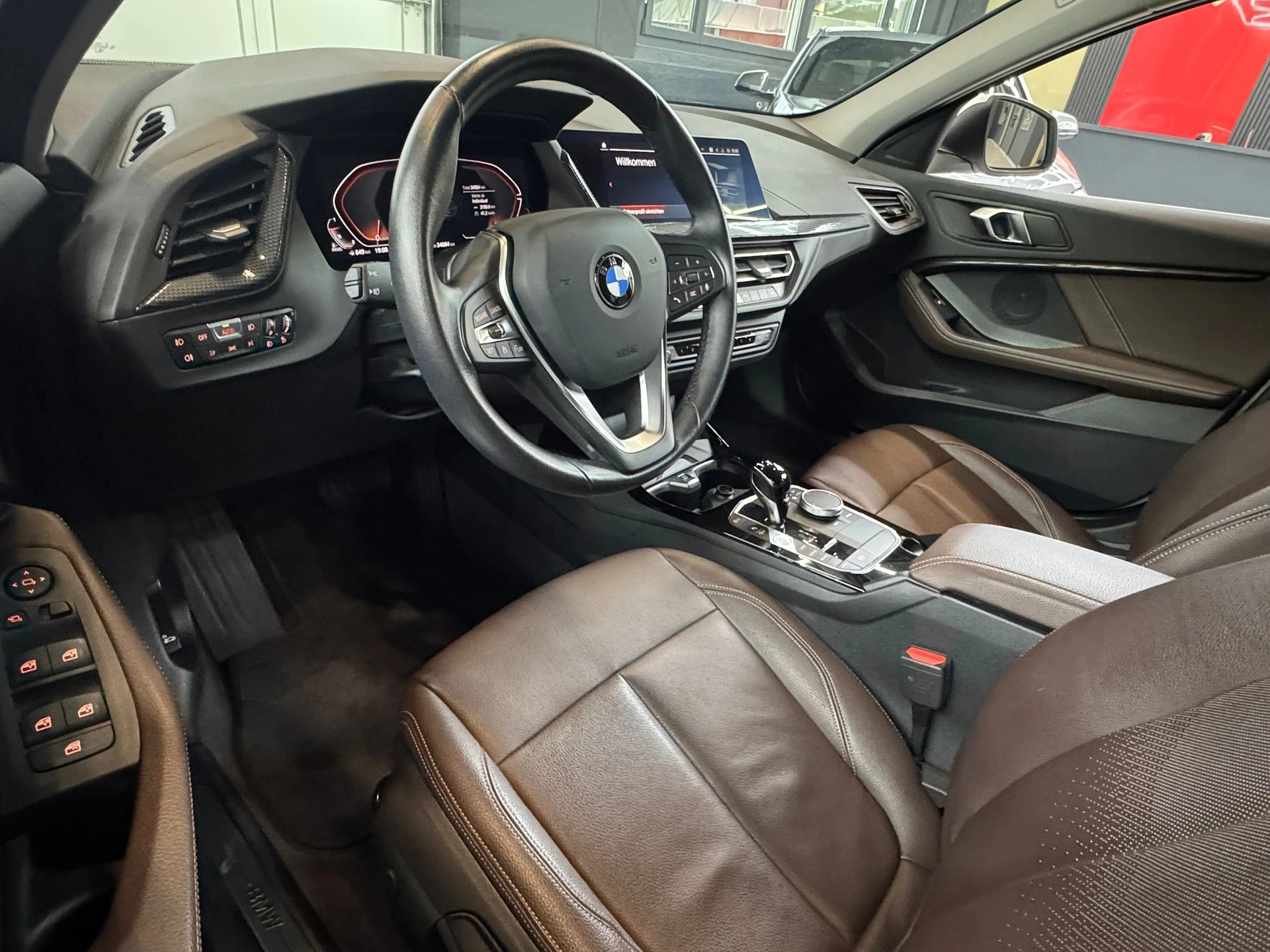 BMW 118d Steptronic-image-7