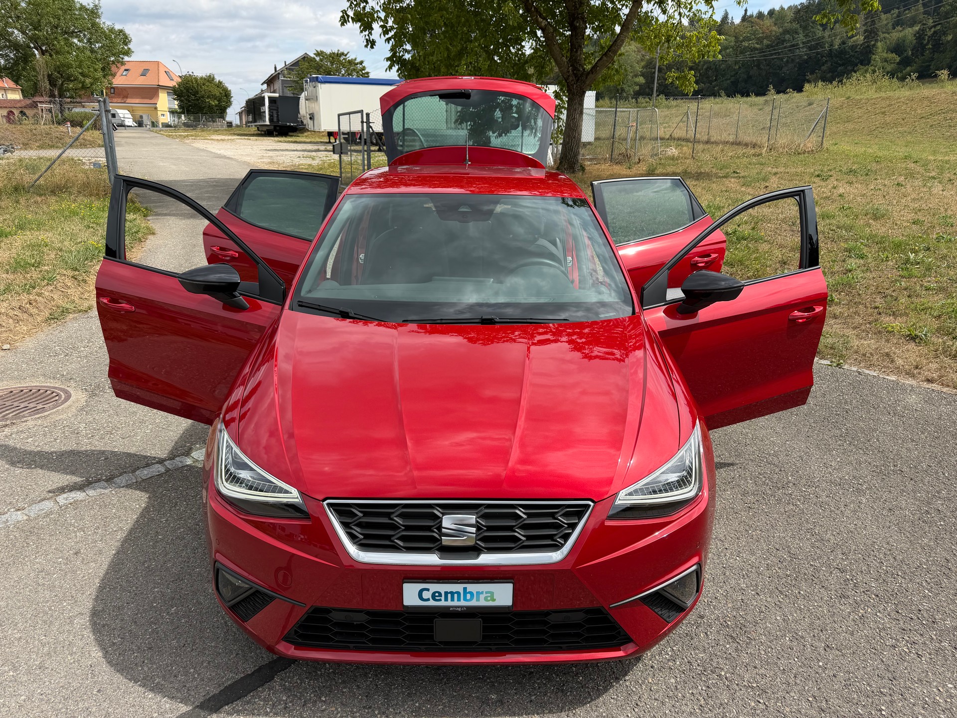 SEAT CH WAGEN !! IBIZA 1.5 "FR SPORT MIT 150 PS" TSI FR DSG-AUTOMAT. KM 5`700 KM. CH WAGEN "AMAG CH" VOLL OPTIONEN.-showroom-element-2